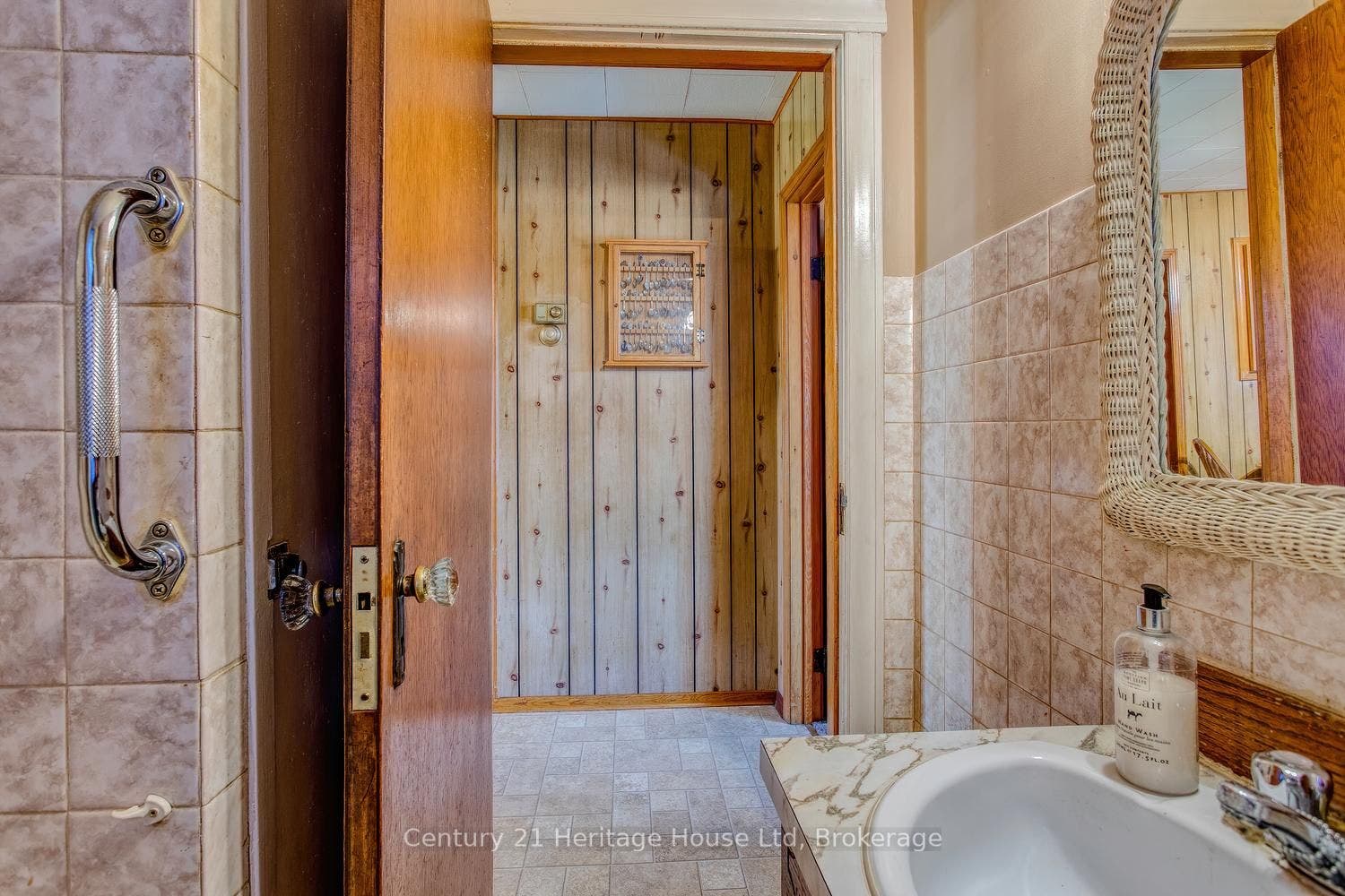 91 Merion Street, Guelph, Wellington ON N1H 2M1 Bathroom
