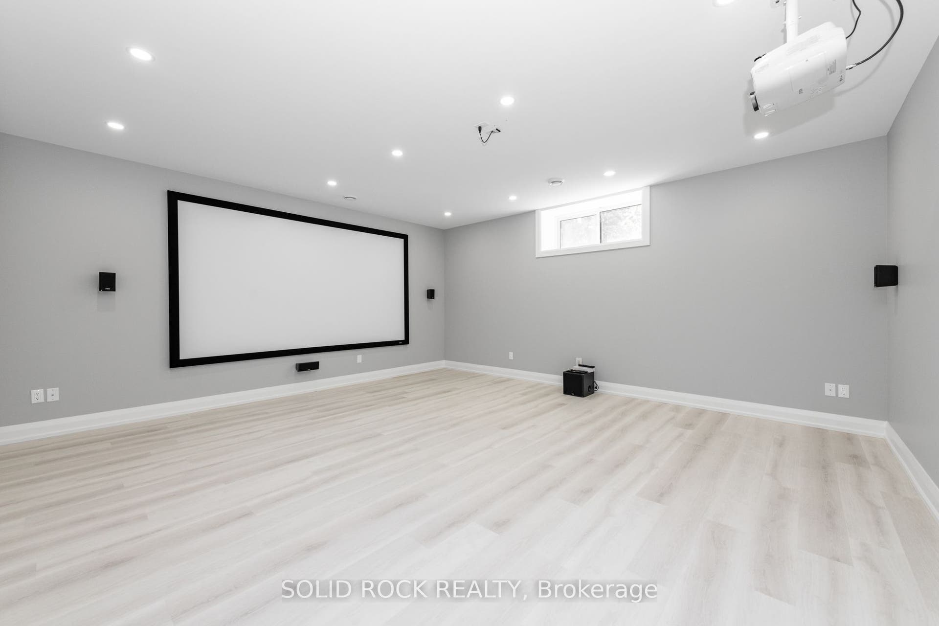 224 Roger Road, Alta Vista And Area, Ottawa ON K1H 5C6 224 Roger Road, Alta Vista And Area, Ottawa ON K1H 5C6