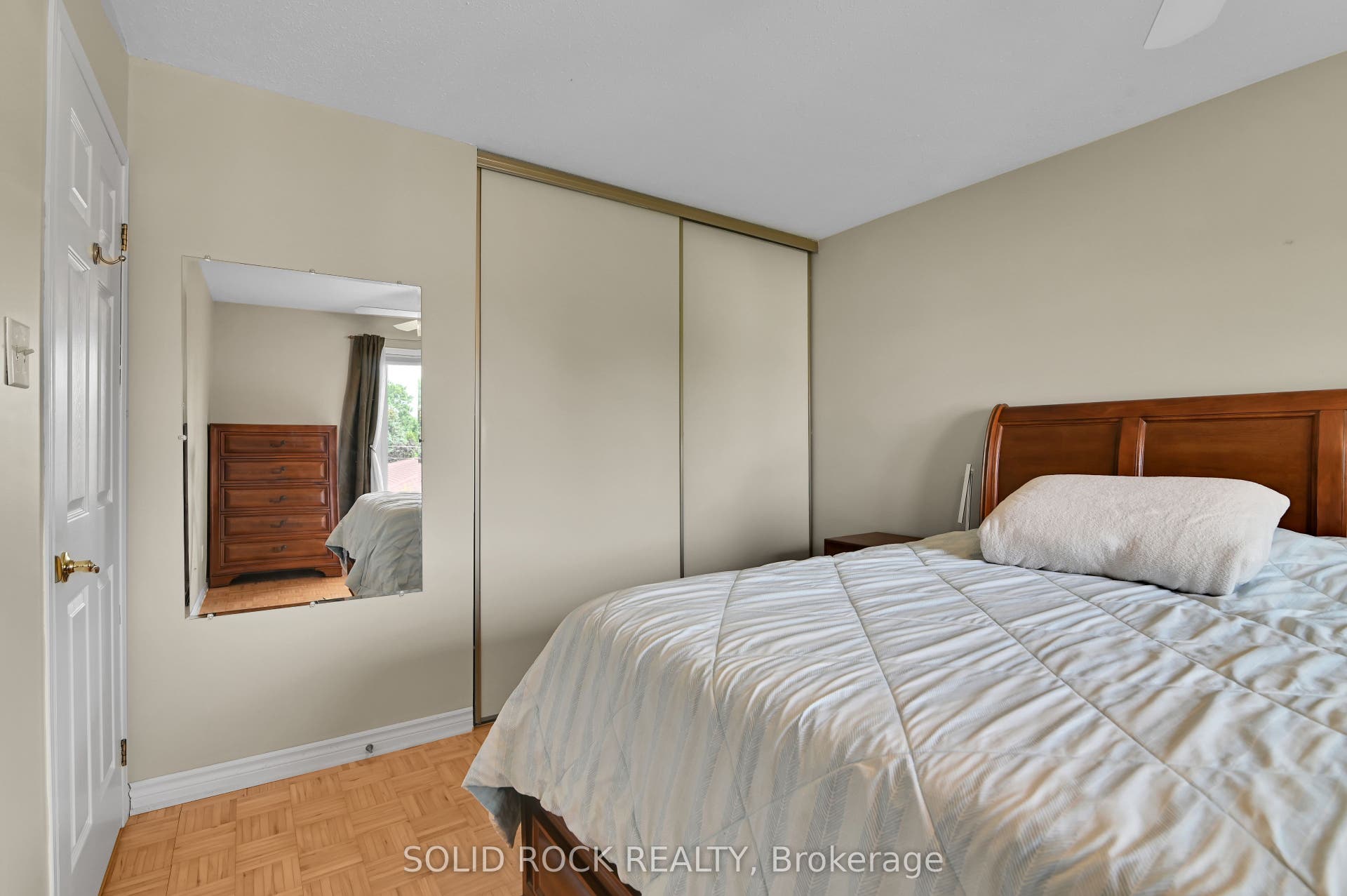 253 Cote-Royale Crescent, Orleans - Cumberland And Area, Ottawa ON K1E 3L4 253 Cote-Royale Crescent, Orleans - Cumberland And Area, Ottawa ON K1E 3L4