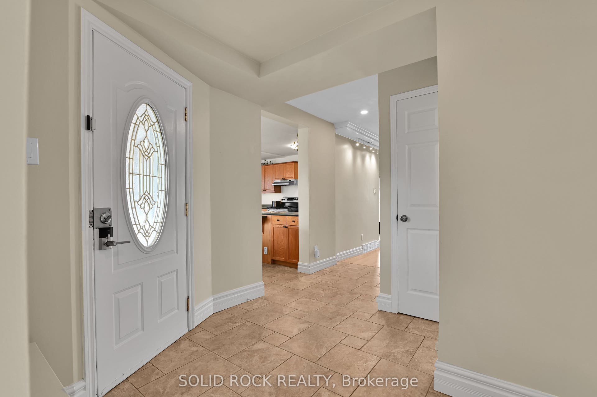 253 Cote-Royale Crescent, Orleans - Cumberland And Area, Ottawa ON K1E 3L4 253 Cote-Royale Crescent, Orleans - Cumberland And Area, Ottawa ON K1E 3L4