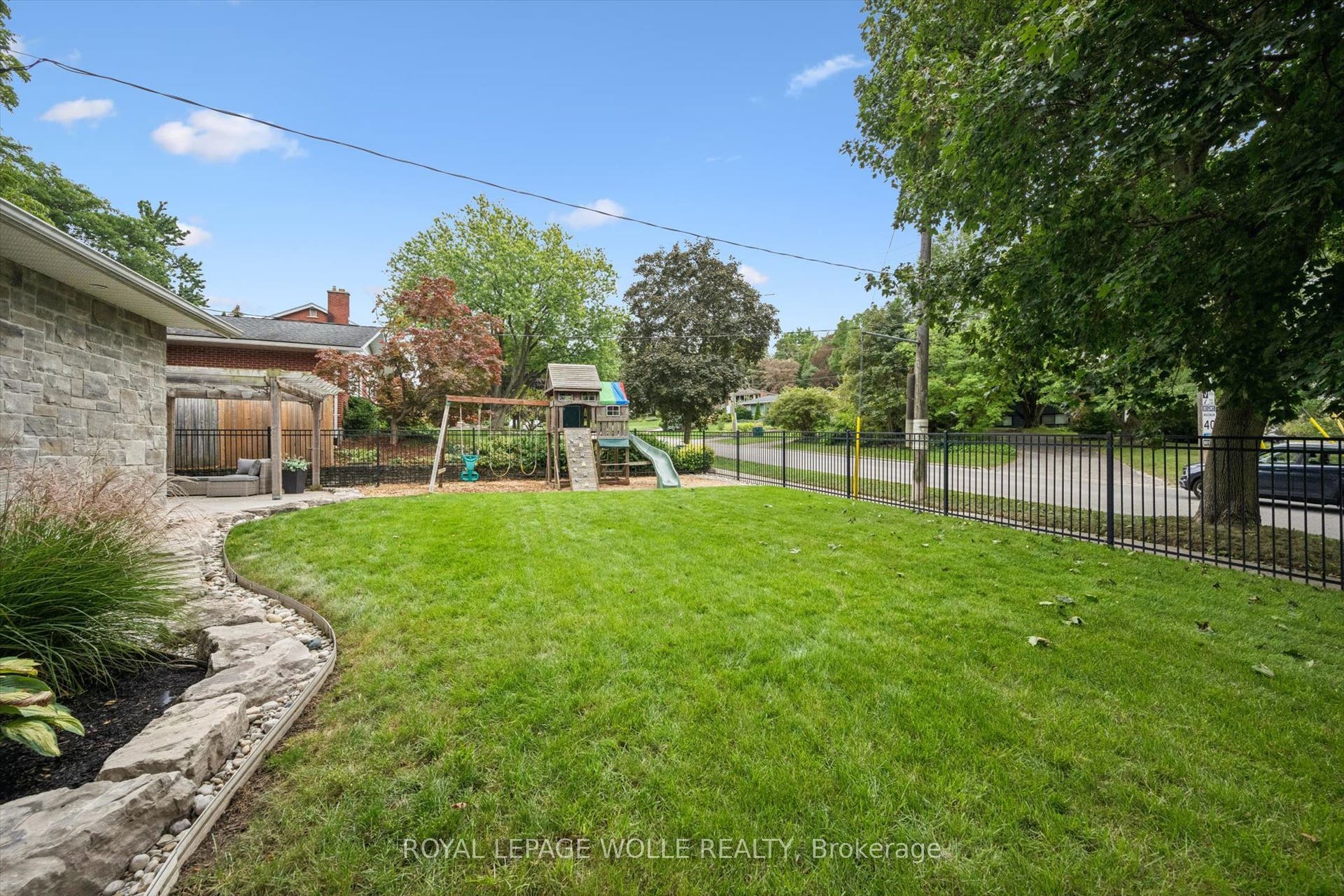 112 Margaret Avenue N, Waterloo, Waterloo ON N2J 3P9 112 Margaret Avenue N, Waterloo, Waterloo ON N2J 3P9