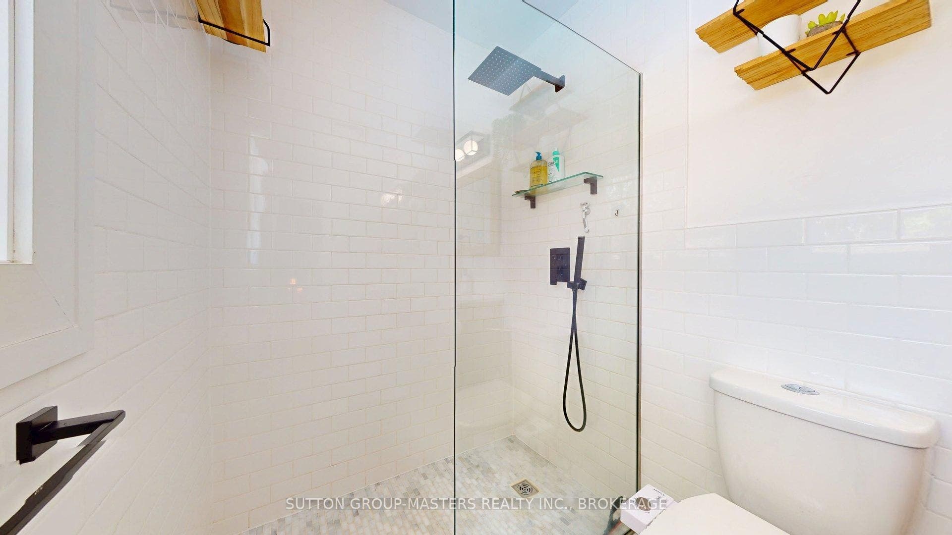 1196 Gladstone Way, Kingston, Frontenac ON K7P 2J4 1196 Gladstone Way, Kingston, Frontenac ON K7P 2J4
