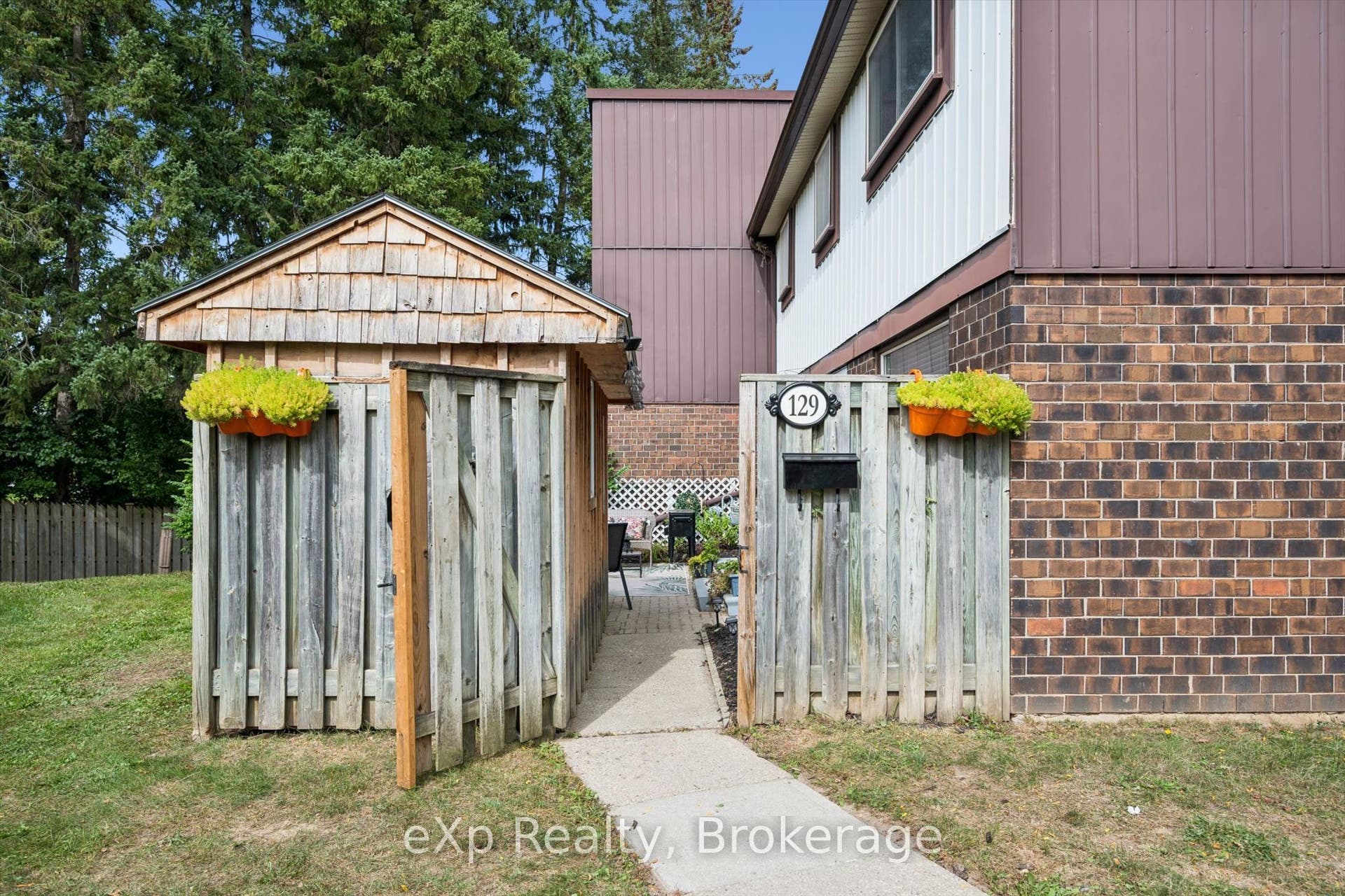 45 Marksam Road, #129, Guelph, Wellington ON N1H 6Y9 45 Marksam Road, #129, Guelph, Wellington ON N1H 6Y9
