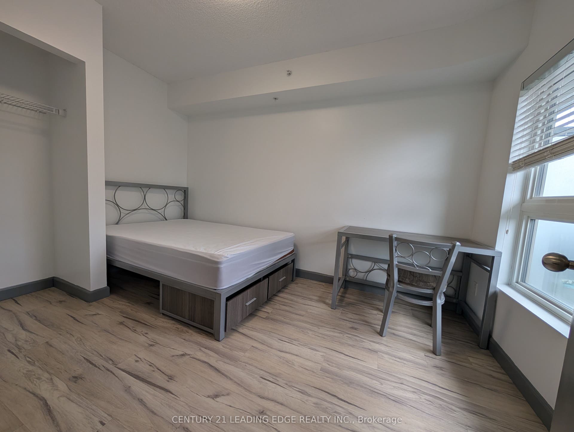258A Sunview Street E, #1718, Waterloo, Waterloo ON N2L 3V9 258A Sunview Street E, #1718, Waterloo, Waterloo ON N2L 3V9