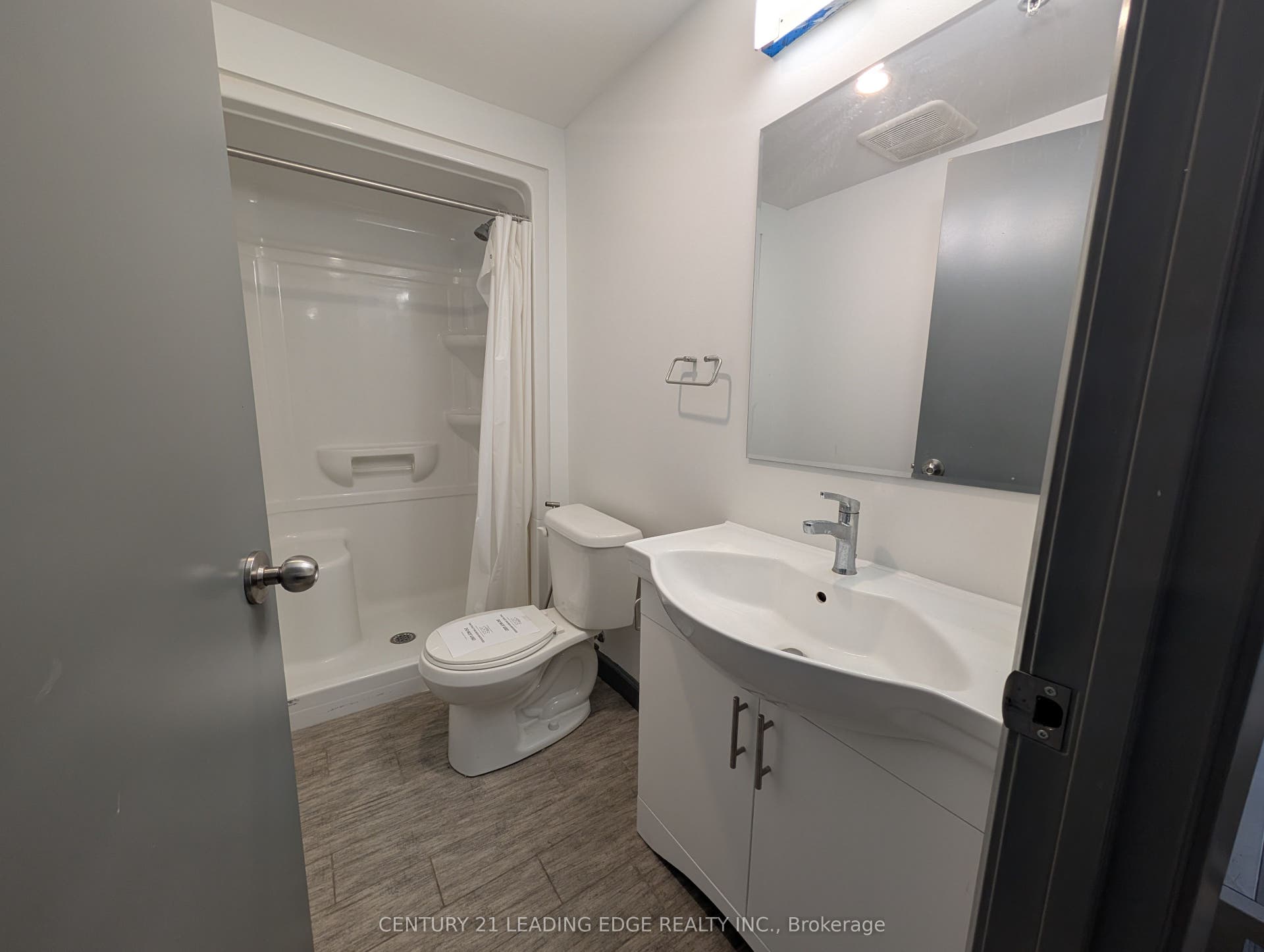 258A Sunview Street E, #1718, Waterloo, Waterloo ON N2L 3V9 258A Sunview Street E, #1718, Waterloo, Waterloo ON N2L 3V9