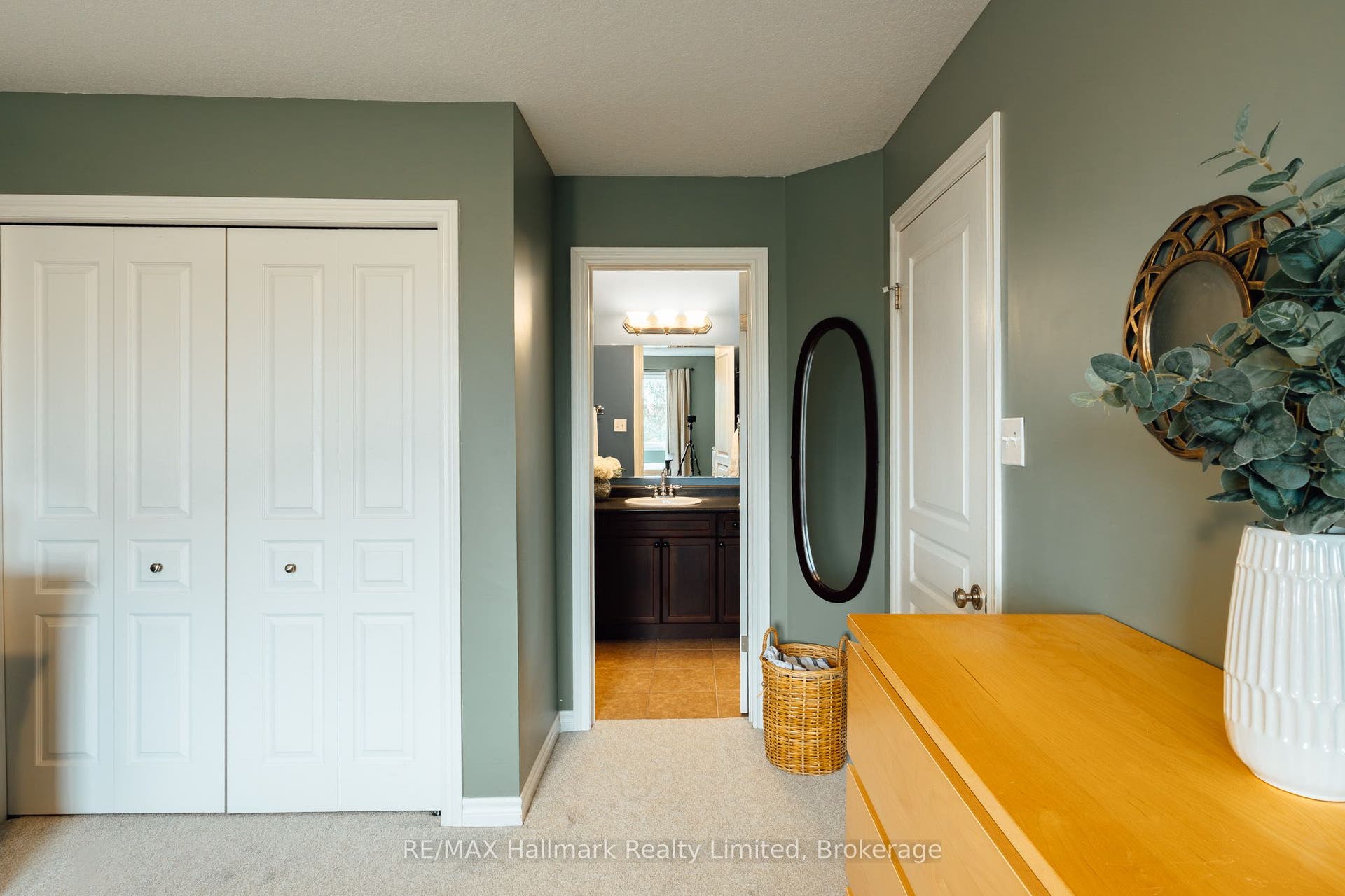27 Wilkie Crescent, Guelph, Wellington ON N1L 0B1 27 Wilkie Crescent, Guelph, Wellington ON N1L 0B1