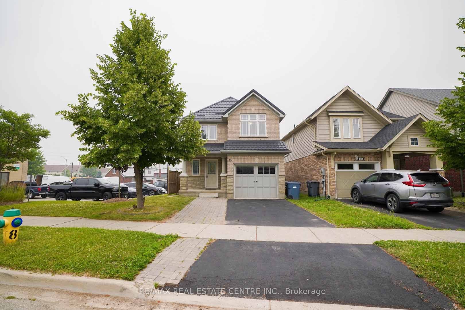 18 Heritage Drive, Guelph, Wellington ON N1G 0B2 18 Heritage Drive, Guelph, Wellington ON N1G 0B2