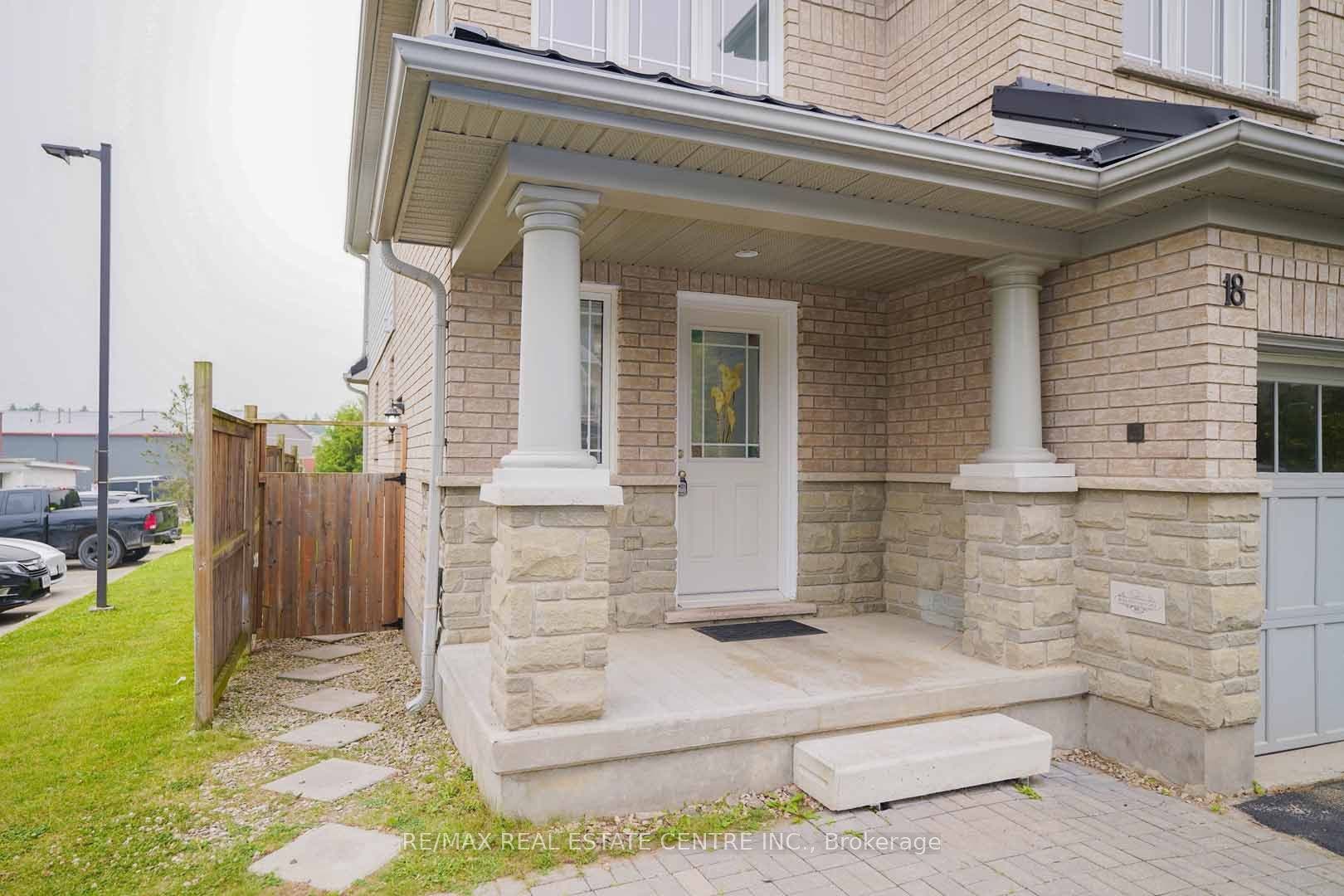 18 Heritage Drive, Guelph, Wellington ON N1G 0B2 18 Heritage Drive, Guelph, Wellington ON N1G 0B2