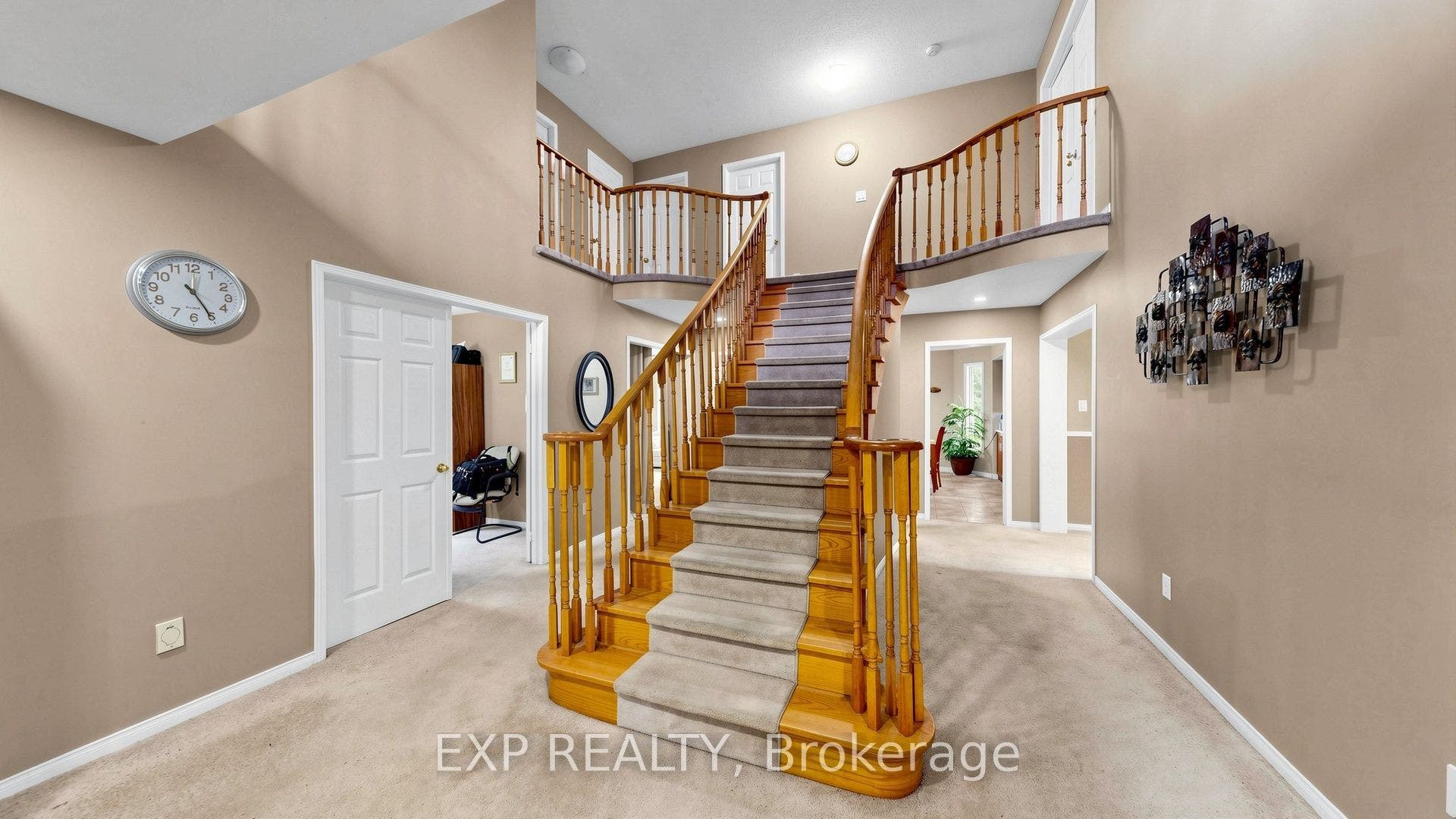 28 Hurlbut Place, Cambridge, Waterloo ON N1T 1L6 28 Hurlbut Place, Cambridge, Waterloo ON N1T 1L6
