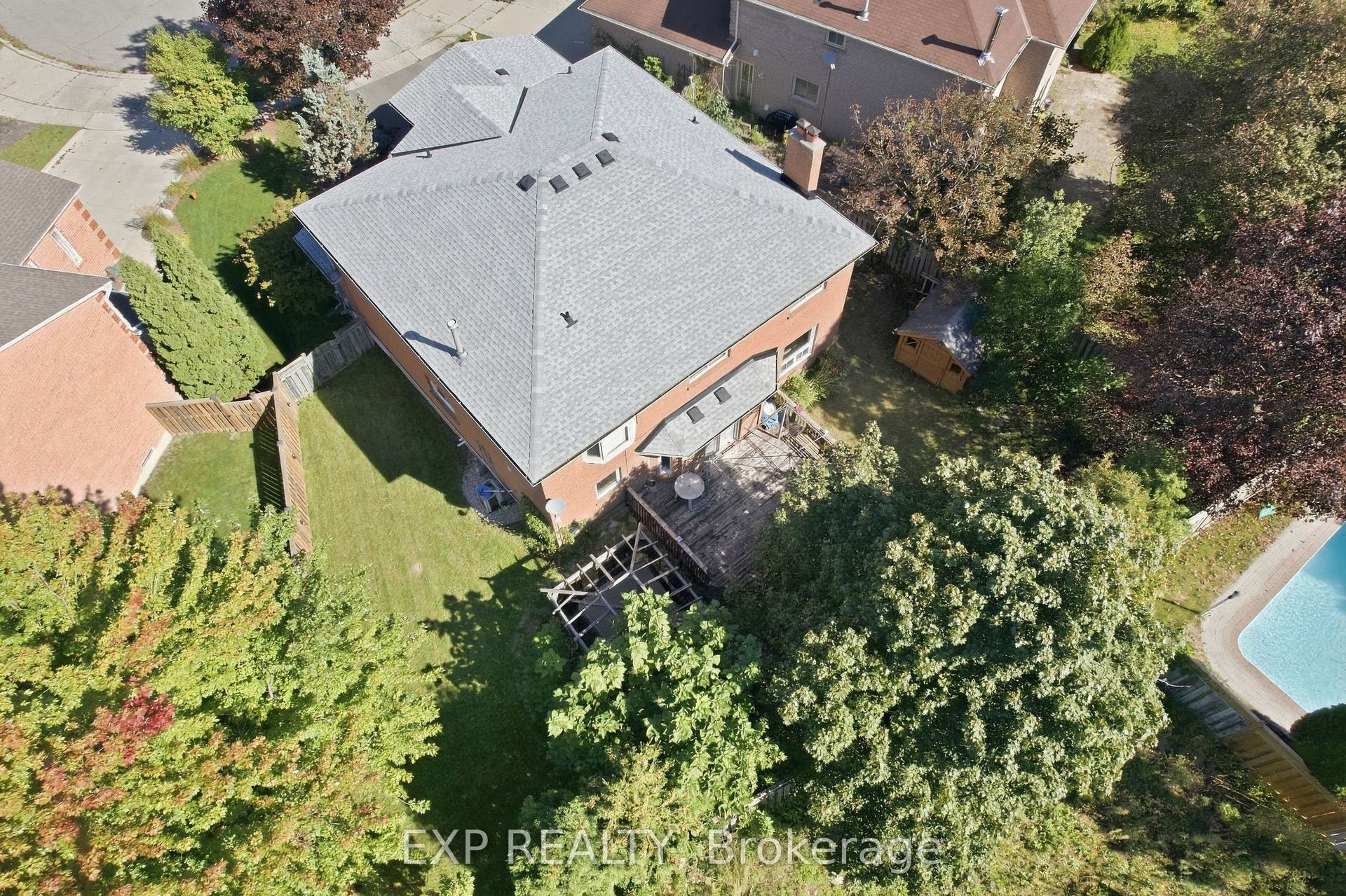 28 Hurlbut Place, Cambridge, Waterloo ON N1T 1L6 28 Hurlbut Place, Cambridge, Waterloo ON N1T 1L6