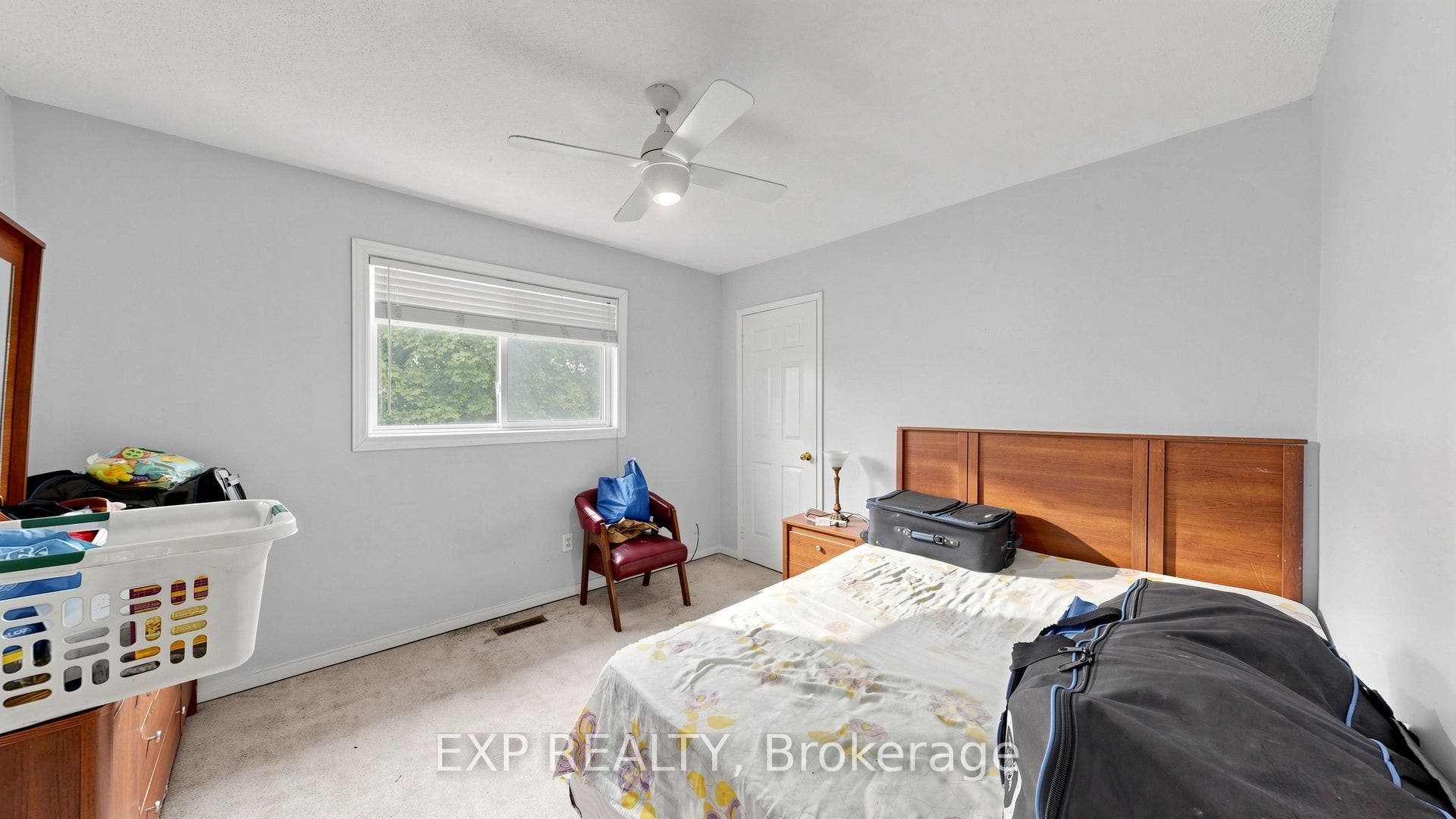 28 Hurlbut Place, Cambridge, Waterloo ON N1T 1L6 28 Hurlbut Place, Cambridge, Waterloo ON N1T 1L6