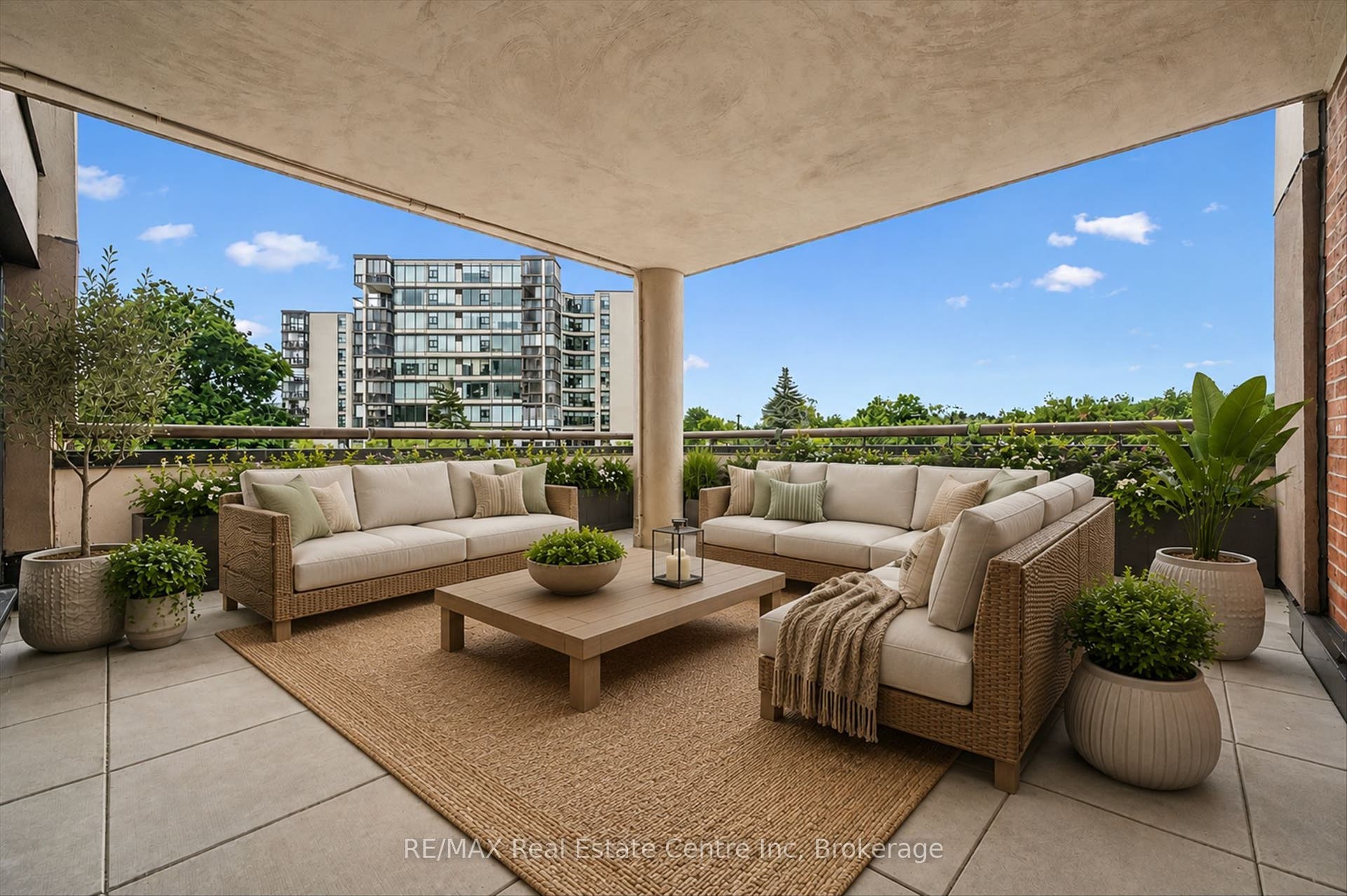 22 Marilyn Drive, #201, Guelph, Wellington ON N1H 7T1 Virtually Staged-Terrace
