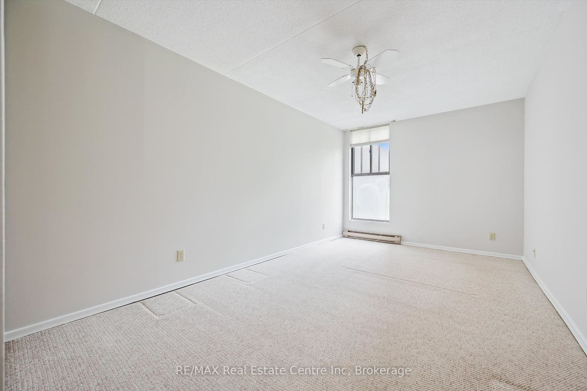 22 Marilyn Drive, #201, Guelph, Wellington ON N1H 7T1 22 Marilyn Drive, #201, Guelph, Wellington ON N1H 7T1