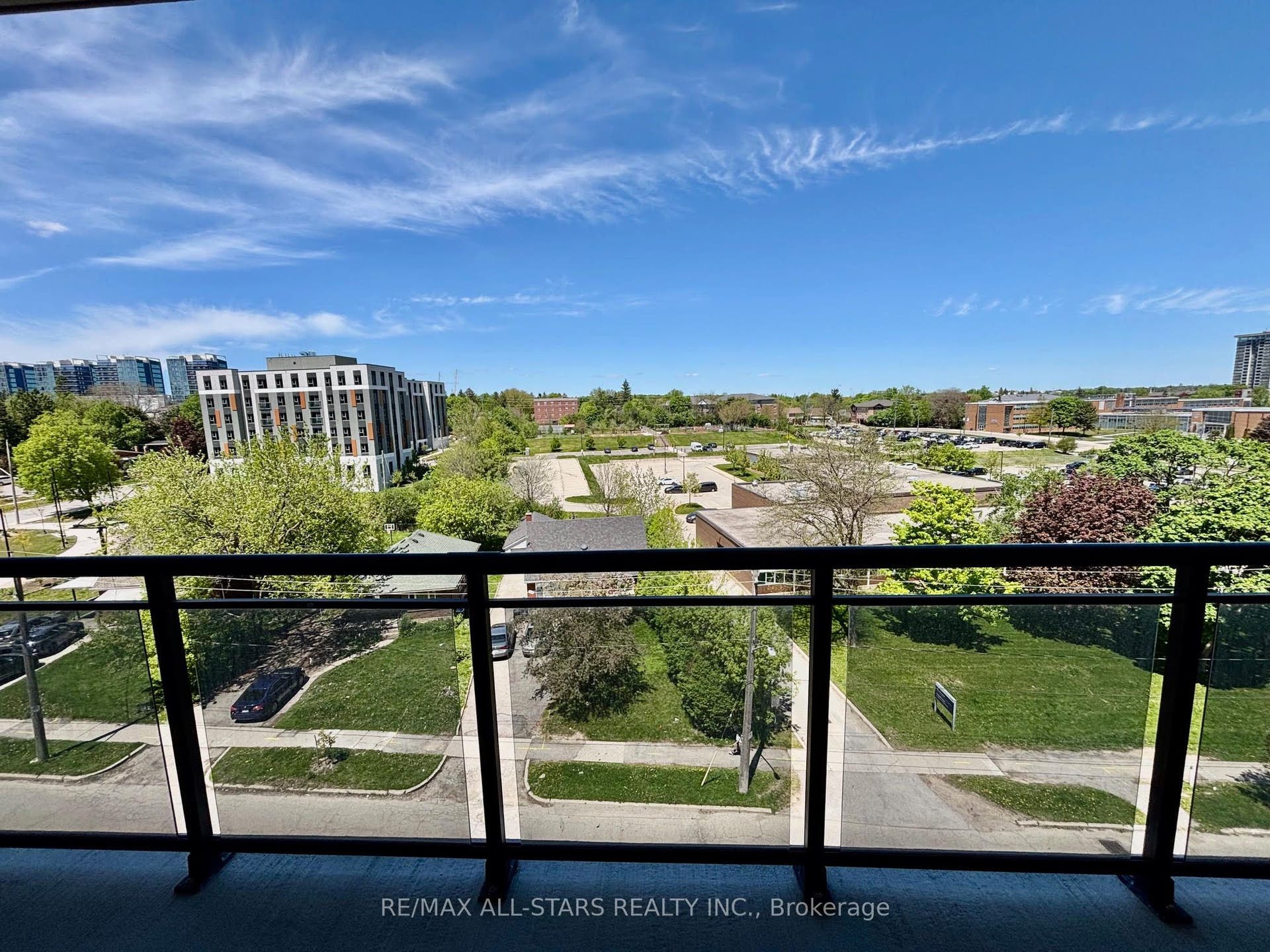 275 Larch Street, #507, Waterloo, Waterloo ON N2L 3R2 275 Larch Street, #507, Waterloo, Waterloo ON N2L 3R2