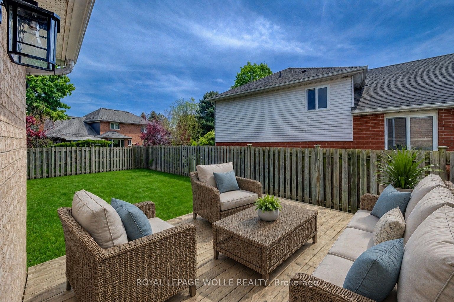 464 Northlake Drive, Waterloo, Waterloo ON N2V 2A4 464 Northlake Drive, Waterloo, Waterloo ON N2V 2A4