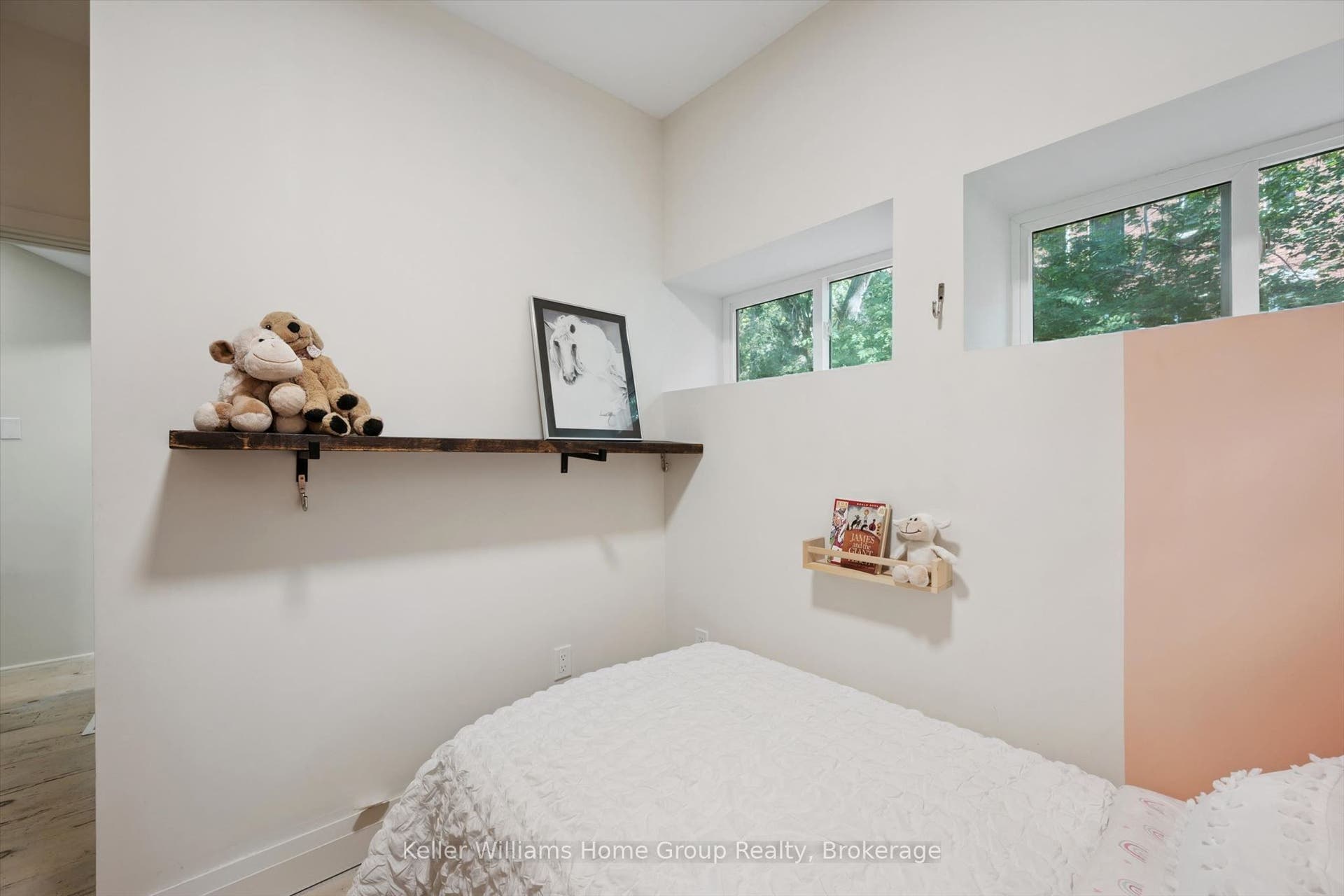 37 Arthur Street N, Guelph, Wellington ON N1E 4T7