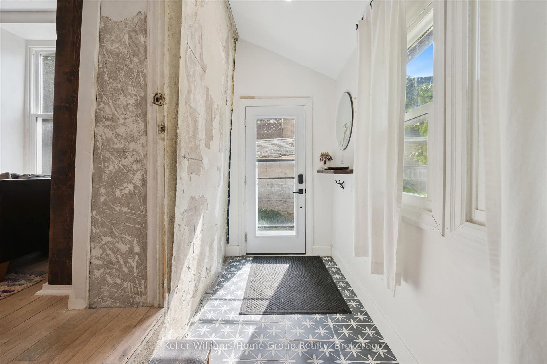 37 Arthur Street N, Guelph, Wellington ON N1E 4T7