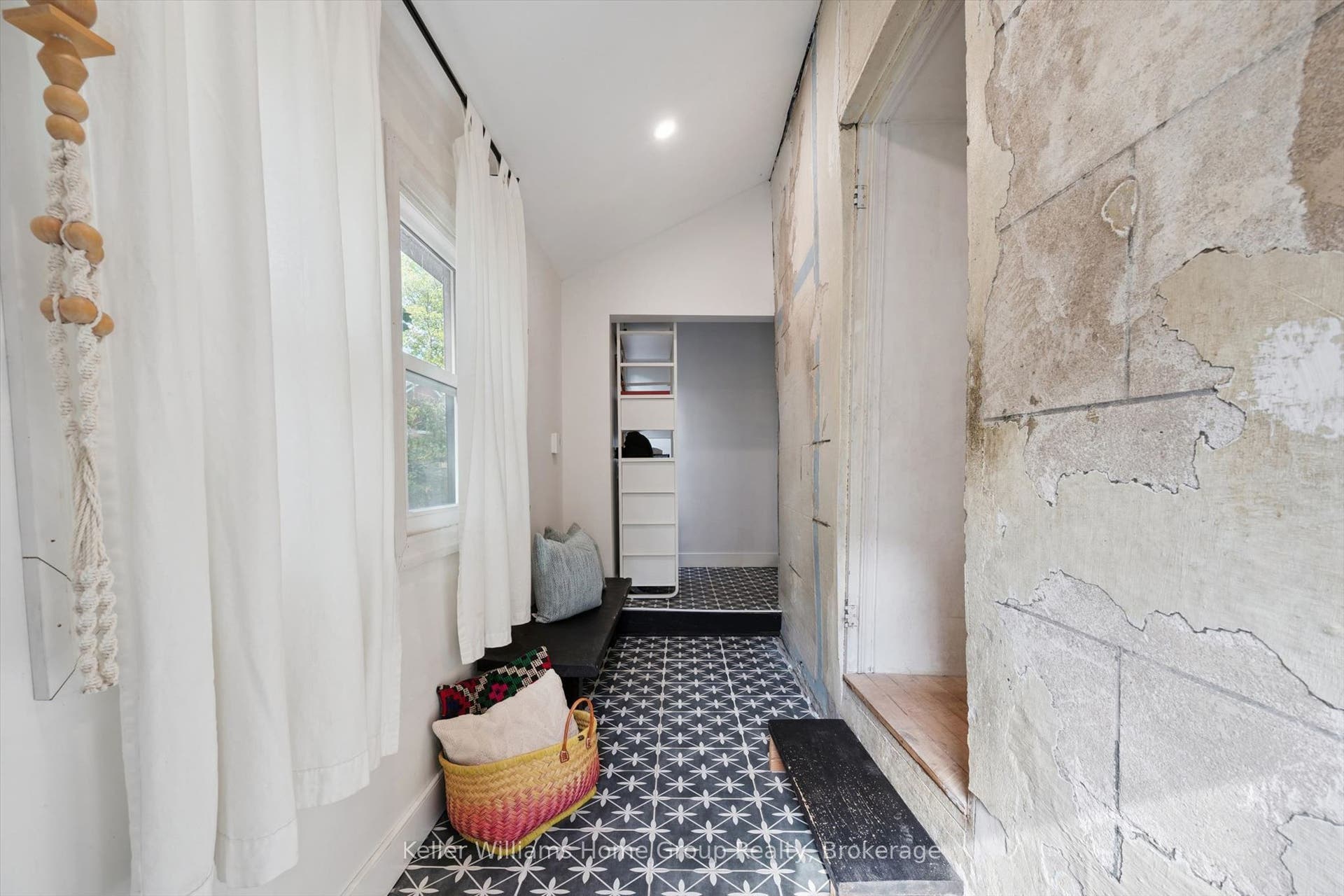 37 Arthur Street N, Guelph, Wellington ON N1E 4T7