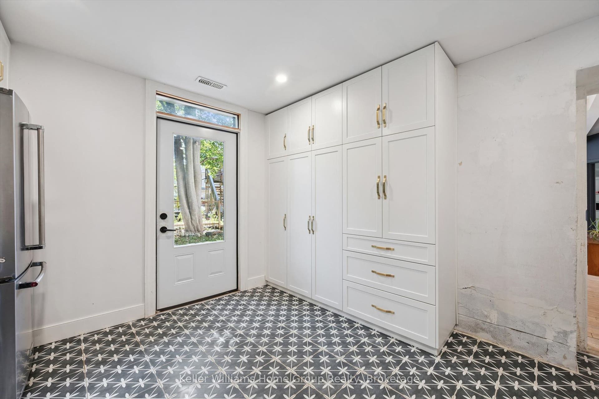 37 Arthur Street N, Guelph, Wellington ON N1E 4T7