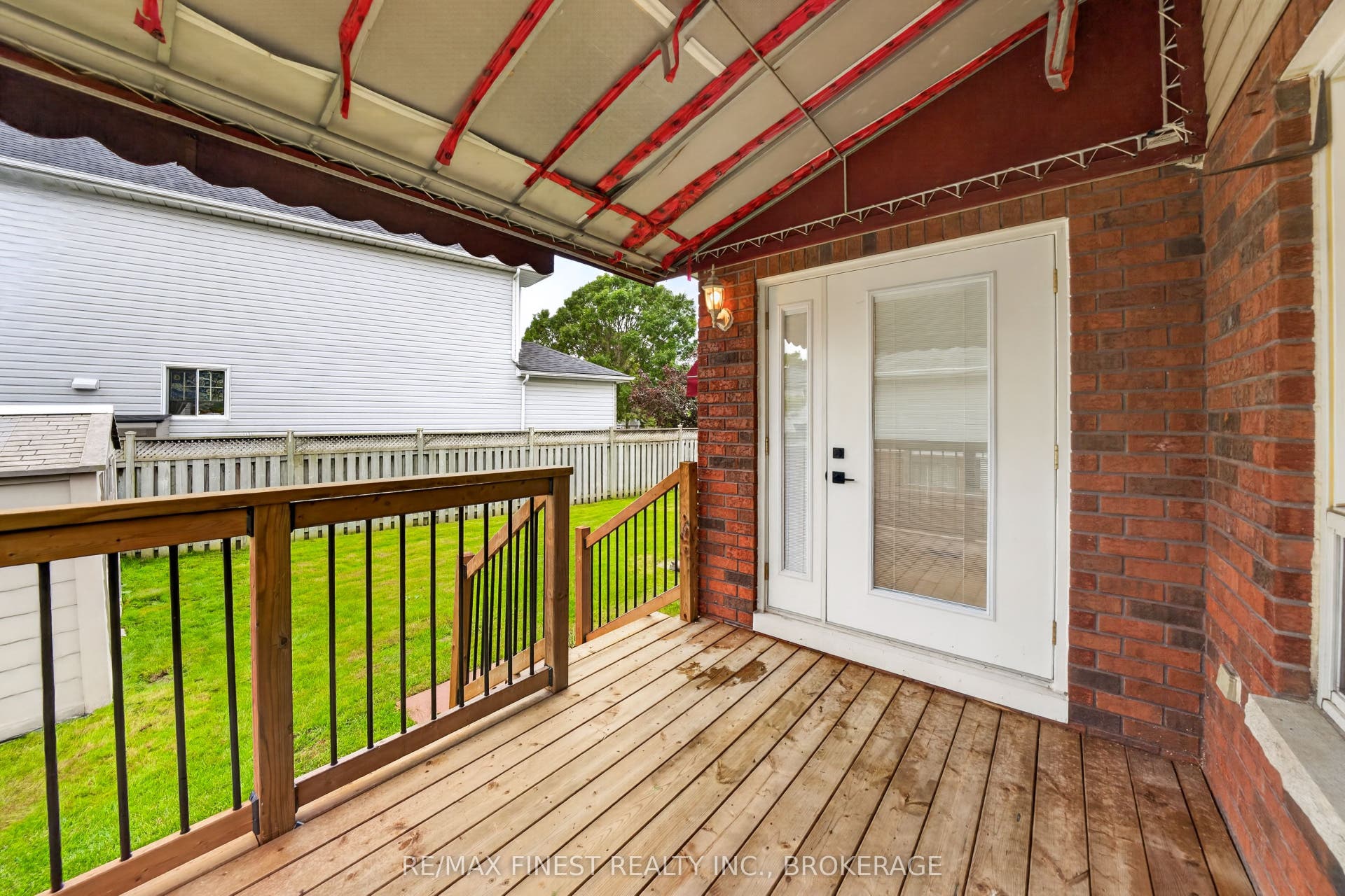 975 Ringstead Street, Kingston, Frontenac ON K7M 8V2 975 Ringstead Street, Kingston, Frontenac ON K7M 8V2