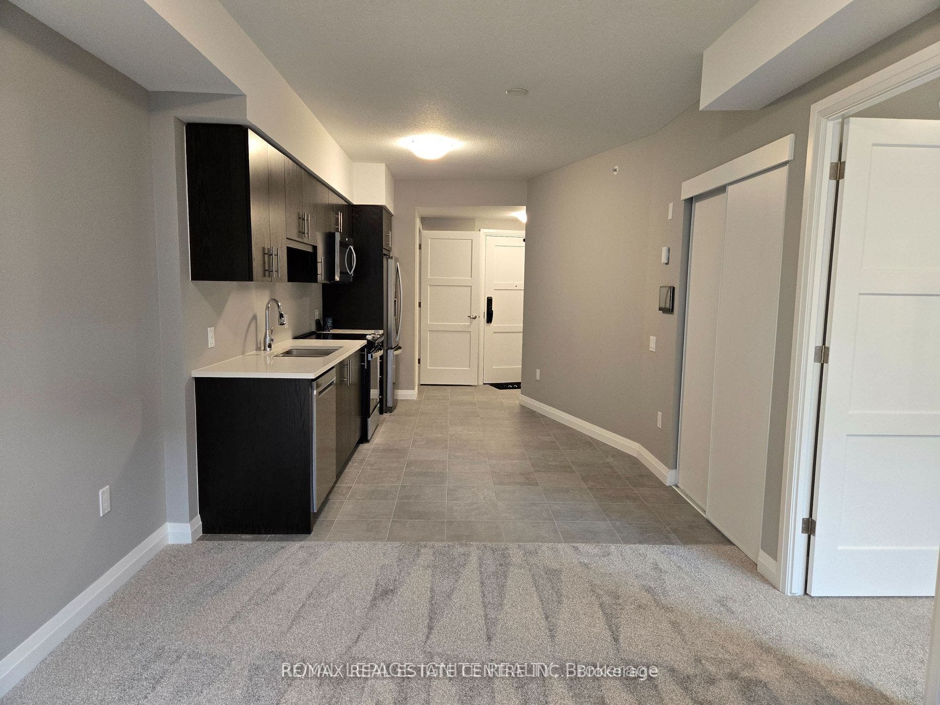 93 Arthur Street S, #810, Guelph, Wellington ON N1E 0S6
