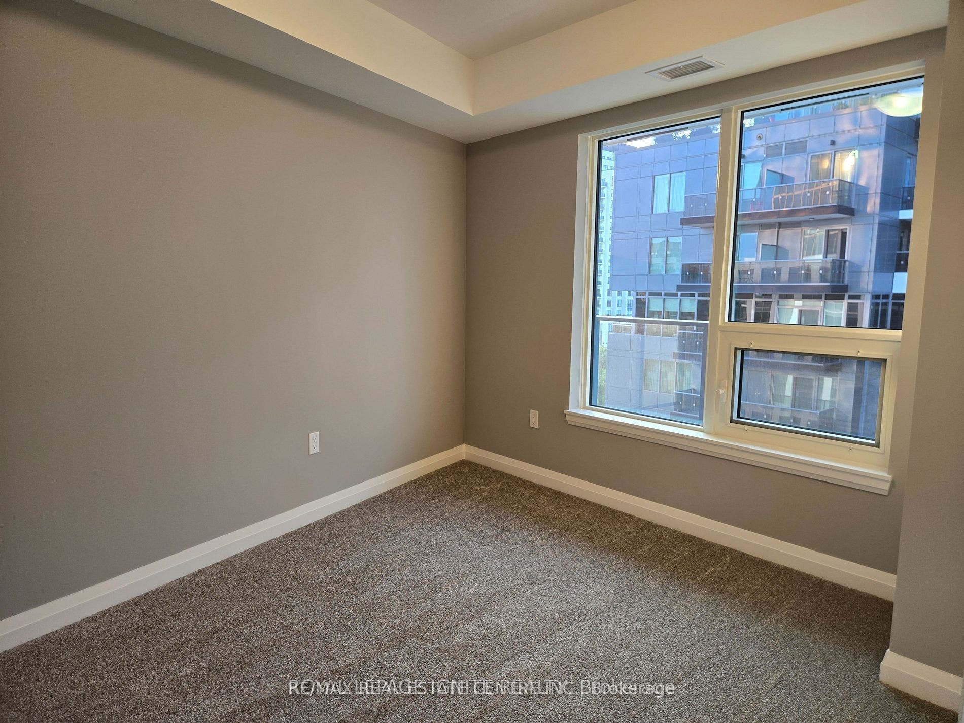 93 Arthur Street S, #810, Guelph, Wellington ON N1E 0S6