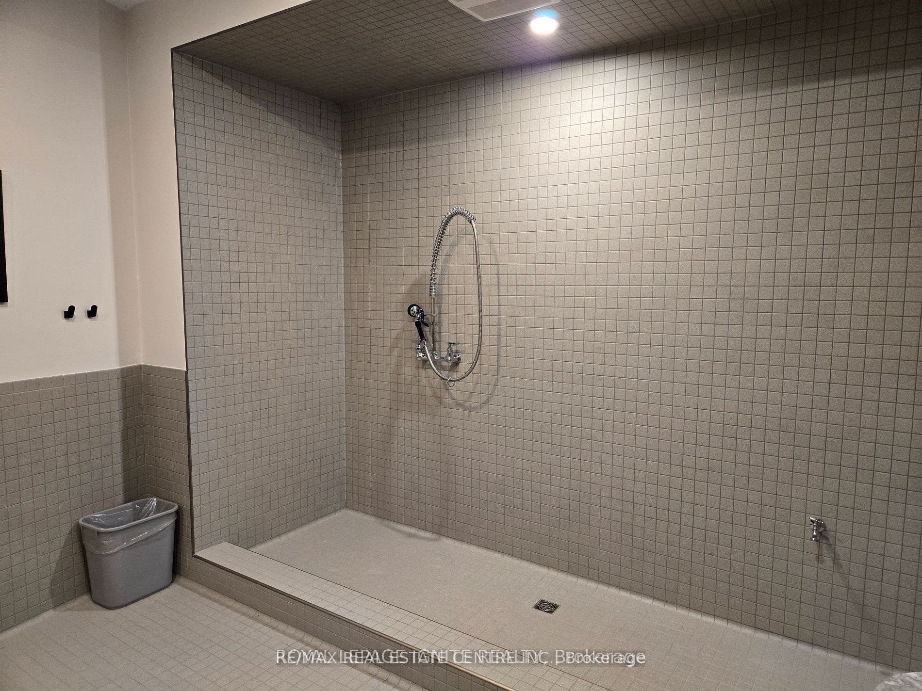 93 Arthur Street S, #810, Guelph, Wellington ON N1E 0S6