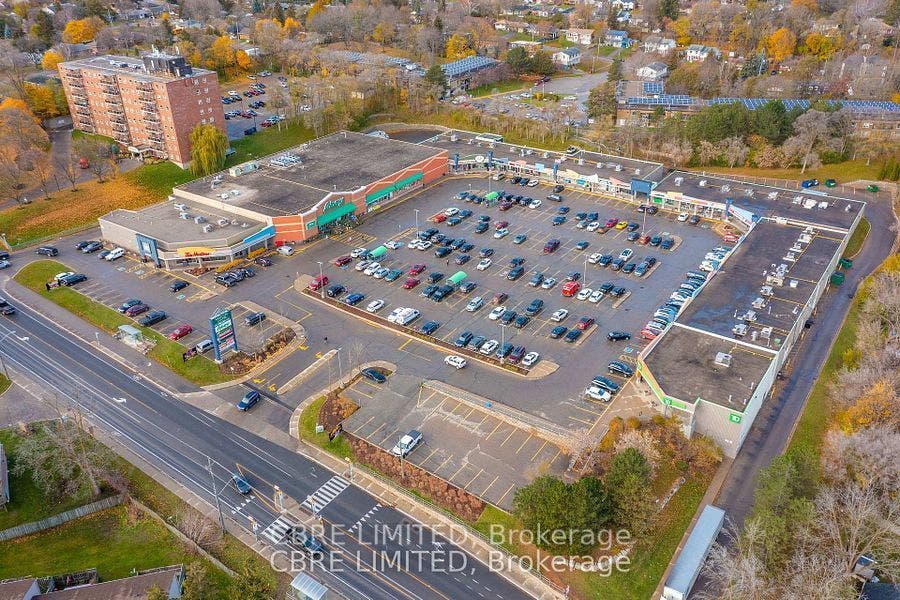 130 Cedar Street, #52B, Cambridge, Waterloo ON N1S 1W4 130 Cedar Street, #52B, Cambridge, Waterloo ON N1S 1W4