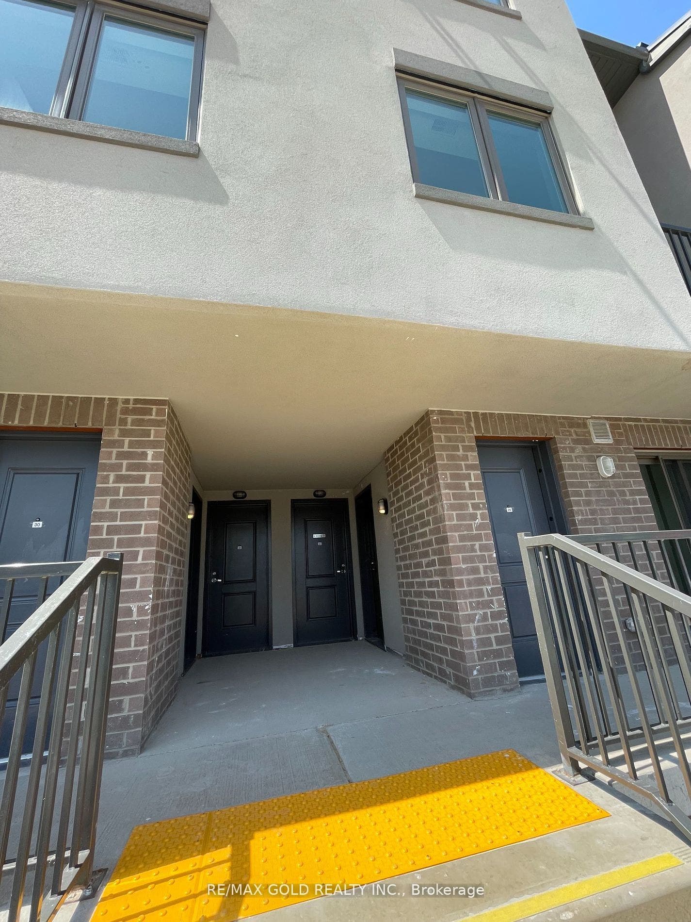 370 E Fisher Mills Road E, #C-54, Cambridge, Waterloo ON N3C 0G8 370 E Fisher Mills Road E, #C-54, Cambridge, Waterloo ON N3C 0G8