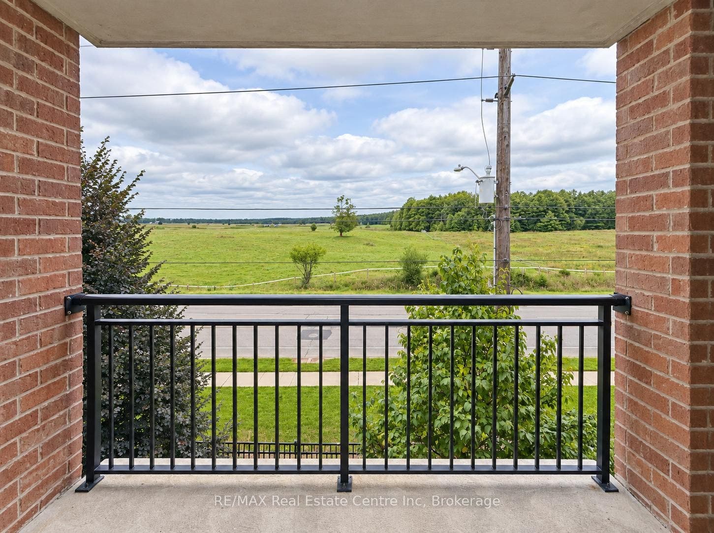 67 Kingsbury Square, #303, Guelph, Wellington ON N1L 0L3 67 Kingsbury Square, #303, Guelph, Wellington ON N1L 0L3