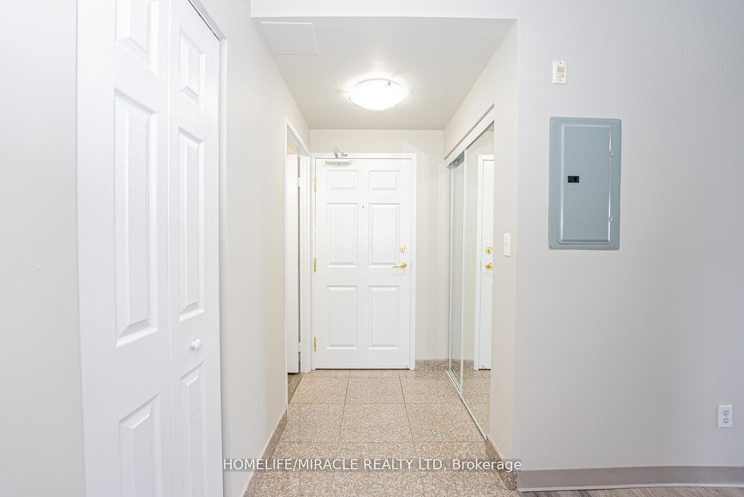 274 Erb Street W, #610, Waterloo, Waterloo ON N2L 1W2 274 Erb Street W, #610, Waterloo, Waterloo ON N2L 1W2