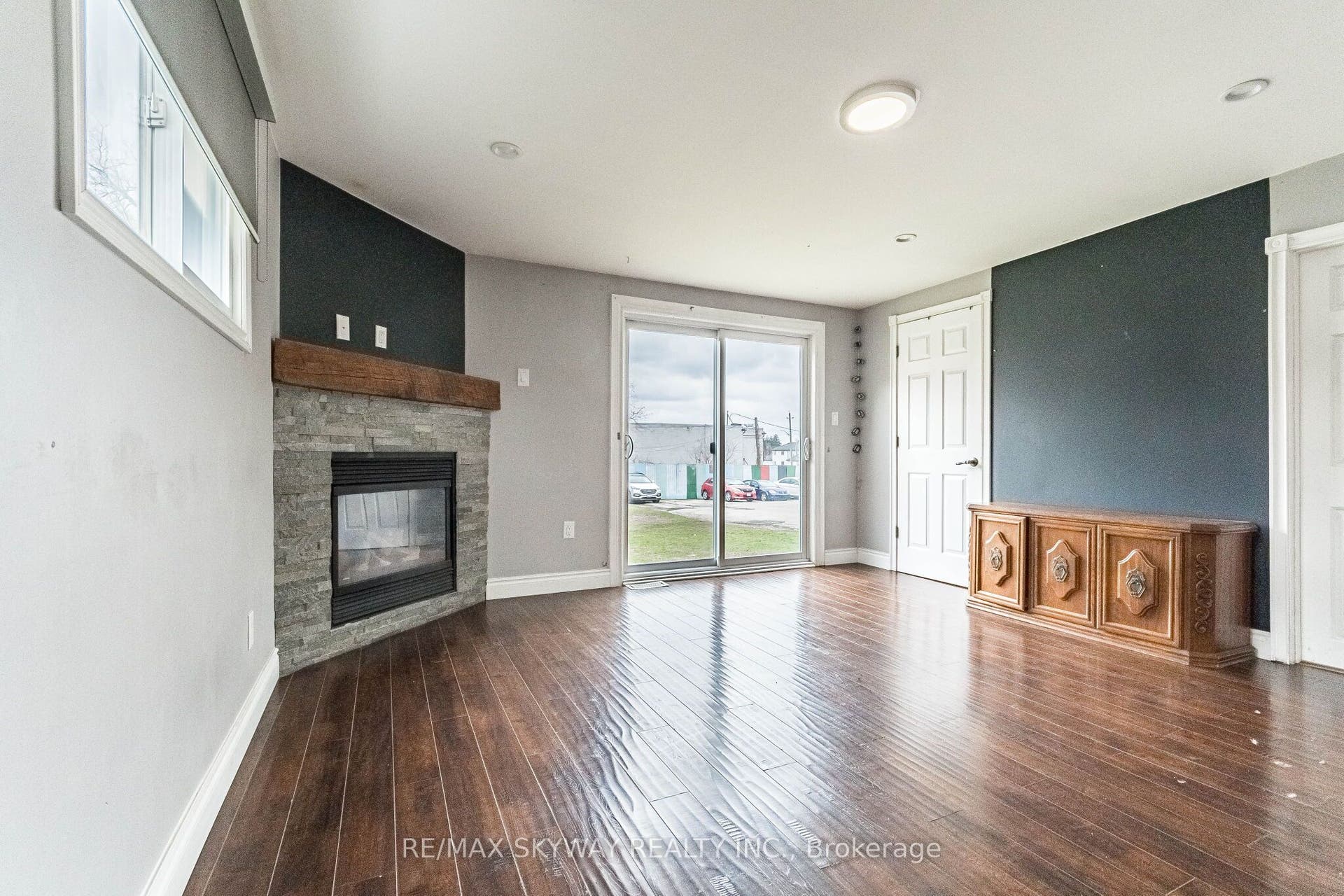 1230 Duke Street, Cambridge, Waterloo ON N3H 3V7