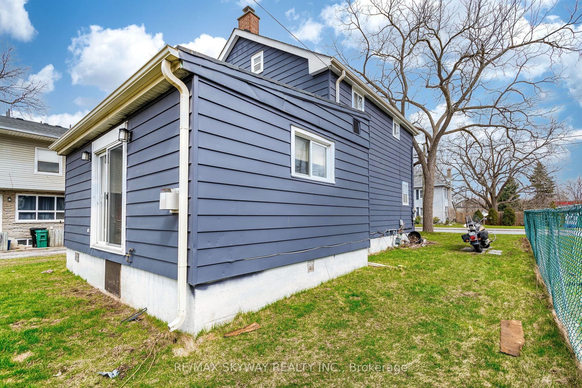 1230 Duke Street, Cambridge, Waterloo ON N3H 3V7