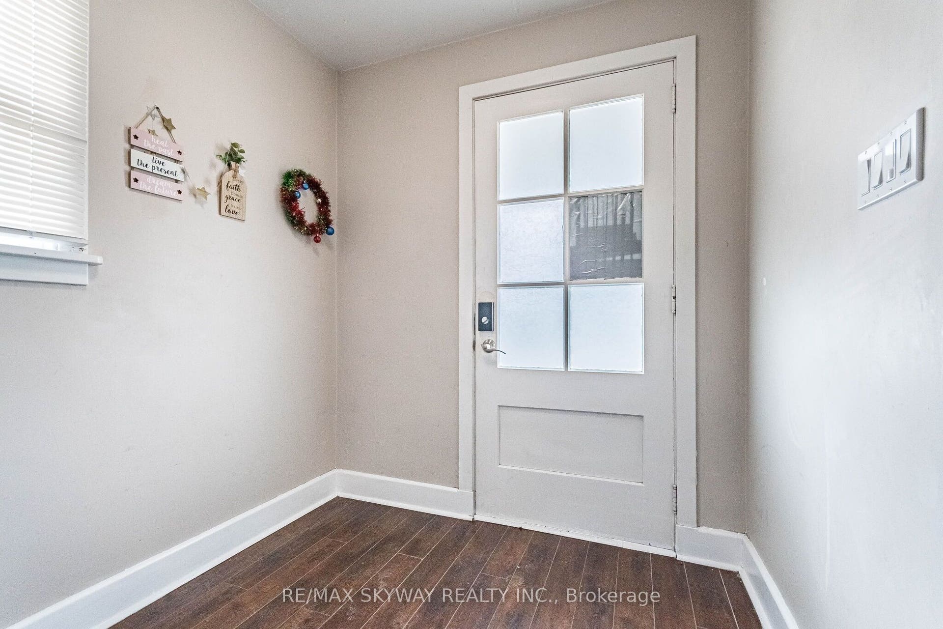 1230 Duke Street, Cambridge, Waterloo ON N3H 3V7