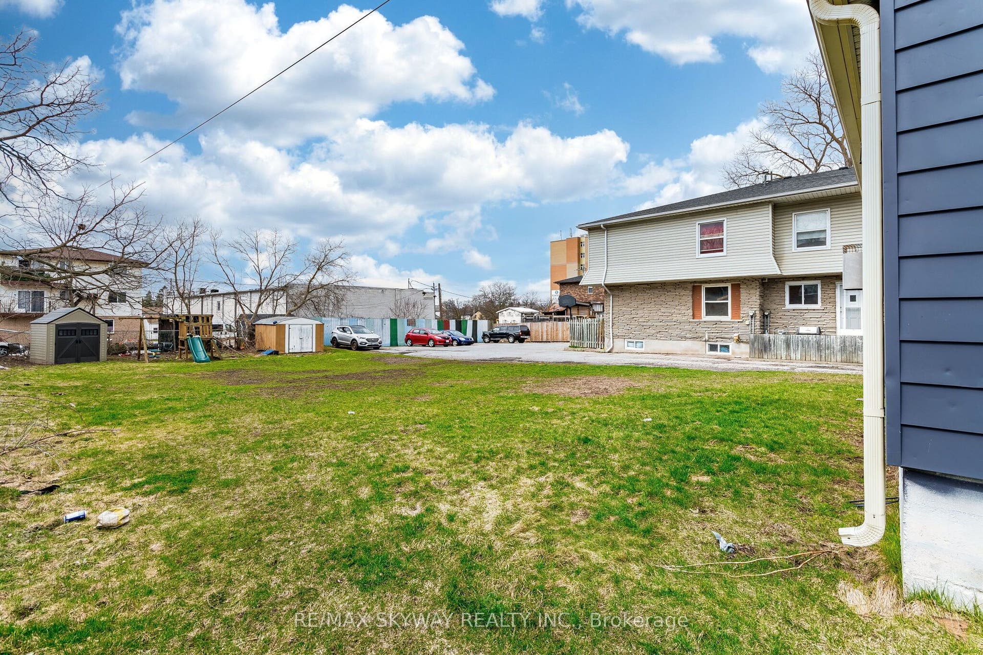 1230 Duke Street, Cambridge, Waterloo ON N3H 3V7