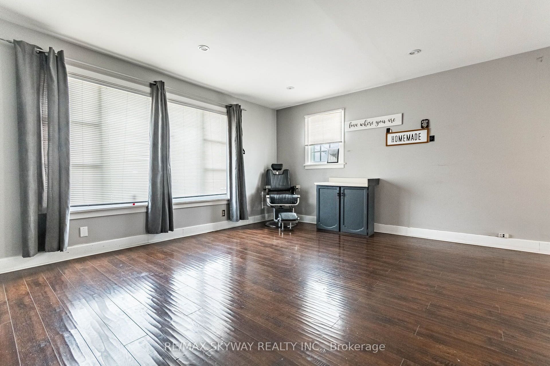 1230 Duke Street, Cambridge, Waterloo ON N3H 3V7