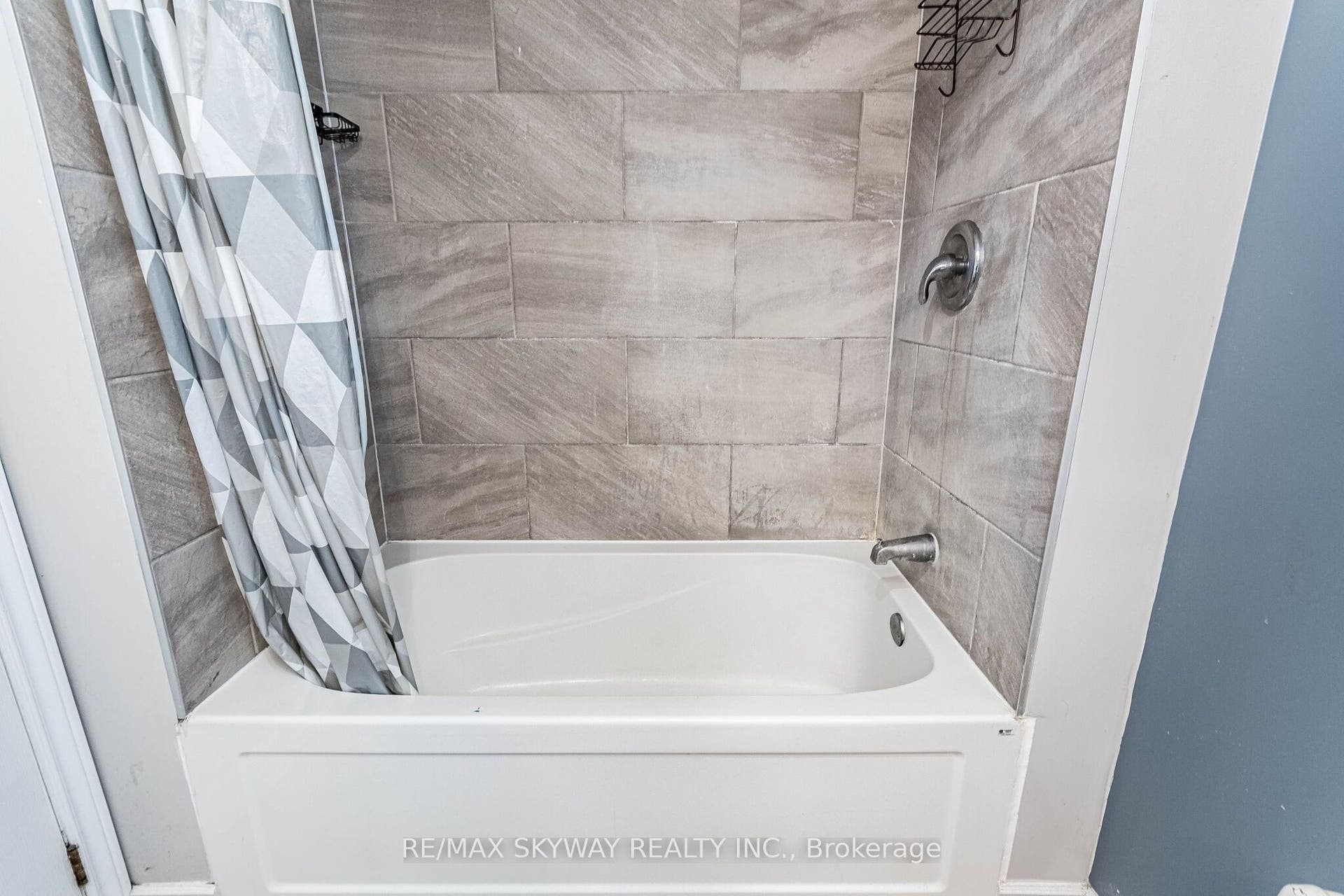 1230 Duke Street, Cambridge, Waterloo ON N3H 3V7