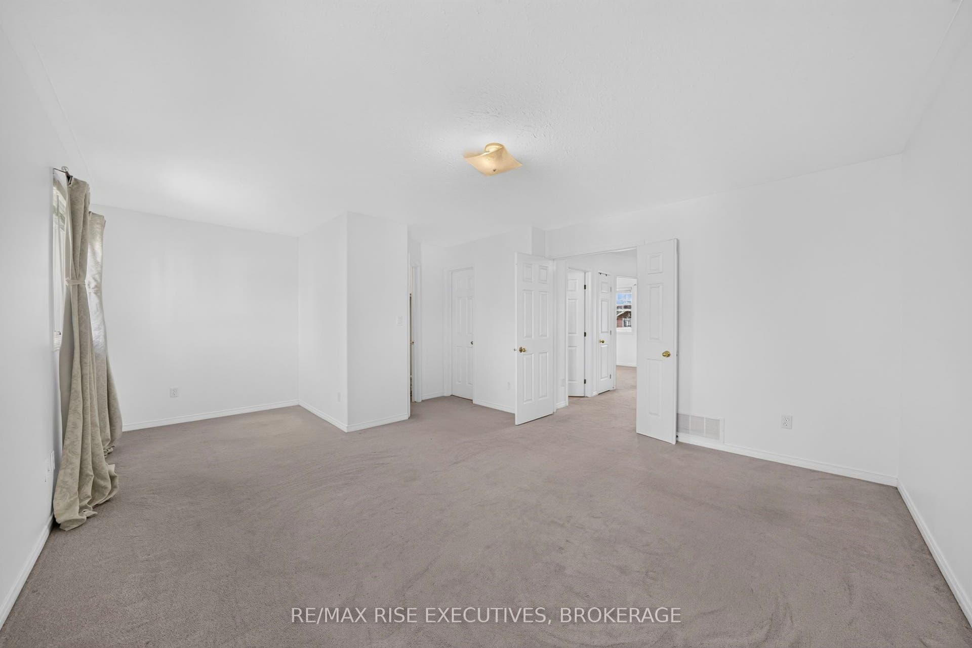 254 Ellesmeer Avenue, Kingston, Frontenac ON K7P 3C6
