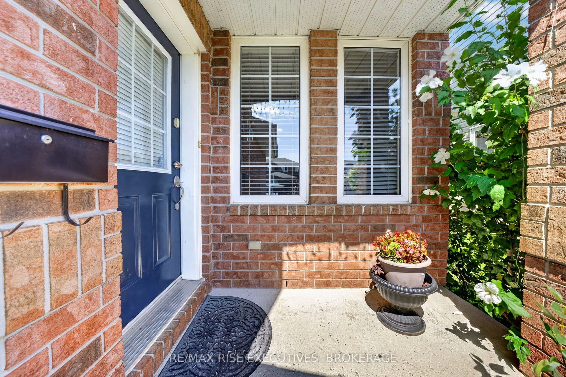 254 Ellesmeer Avenue, Kingston, Frontenac ON K7P 3C6