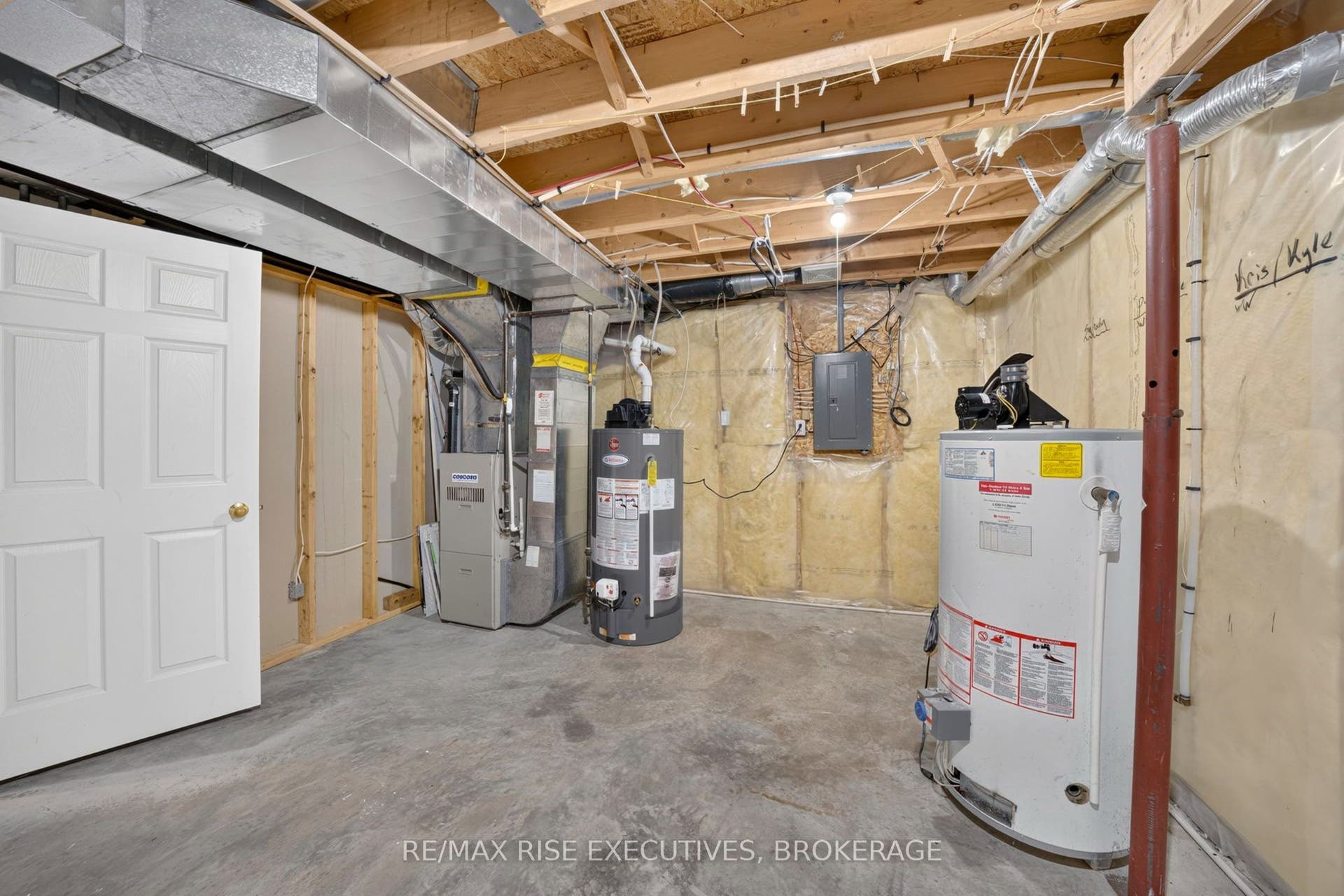 254 Ellesmeer Avenue, Kingston, Frontenac ON K7P 3C6