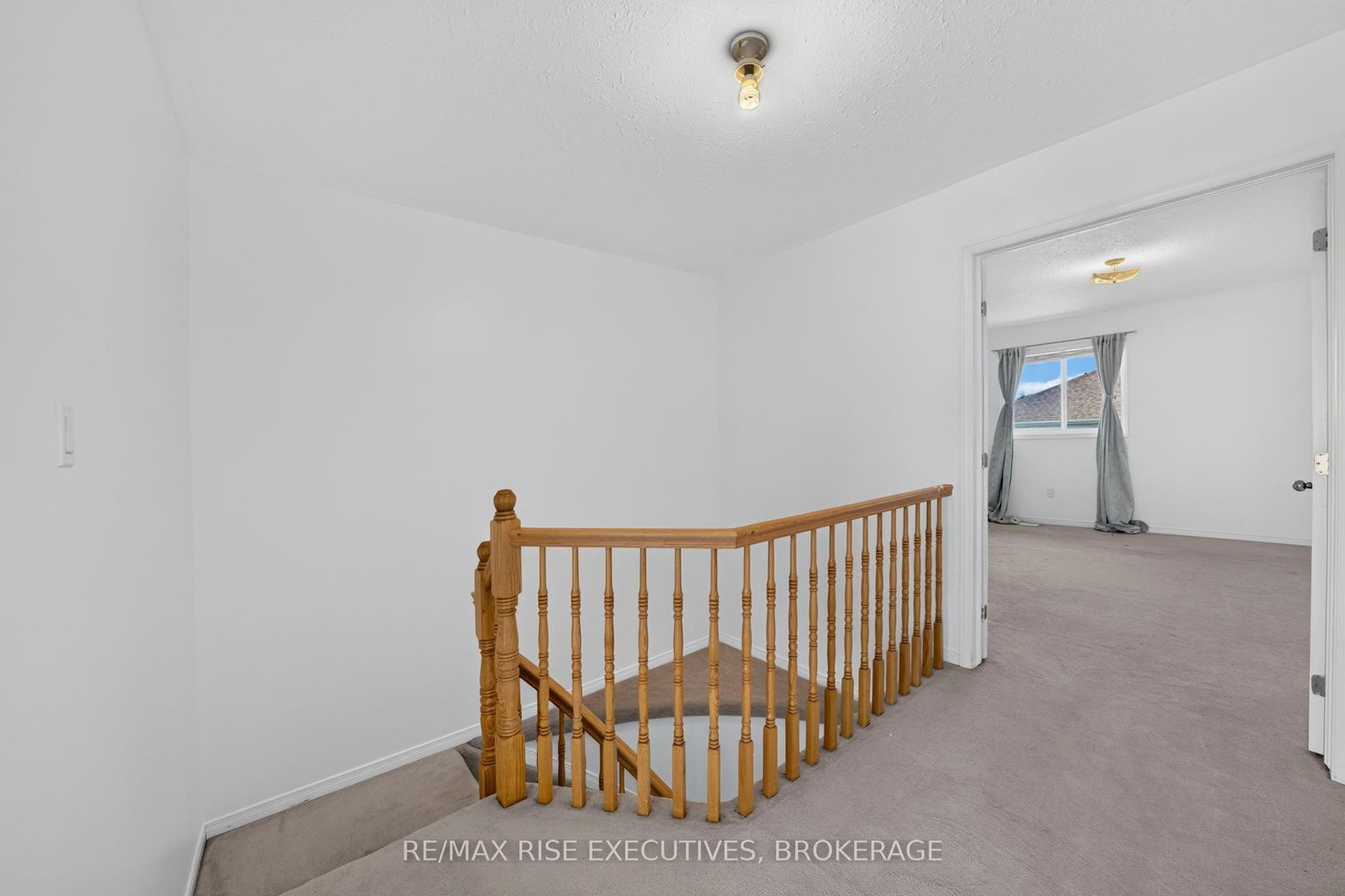 254 Ellesmeer Avenue, Kingston, Frontenac ON K7P 3C6