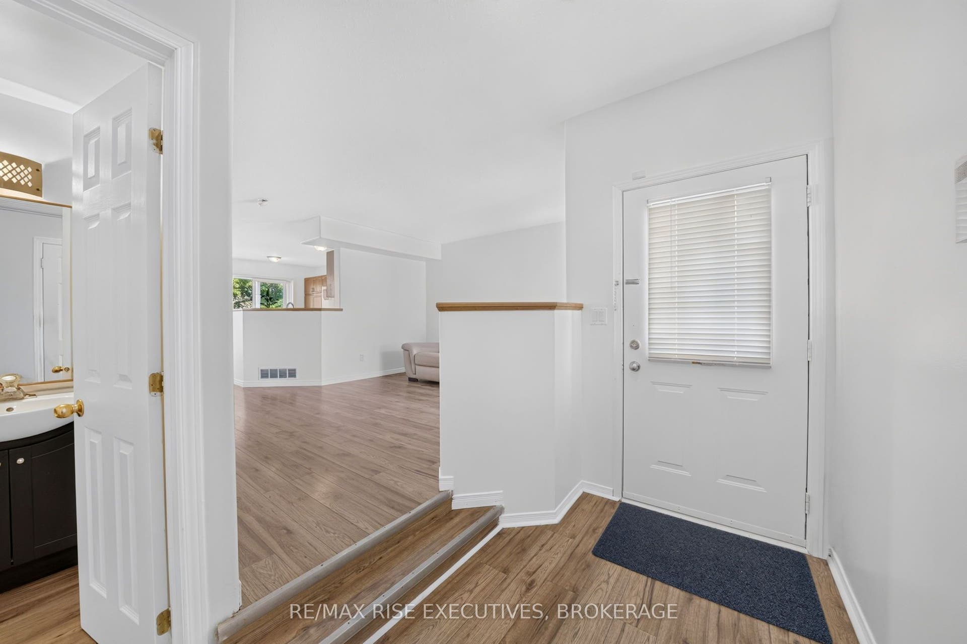 254 Ellesmeer Avenue, Kingston, Frontenac ON K7P 3C6