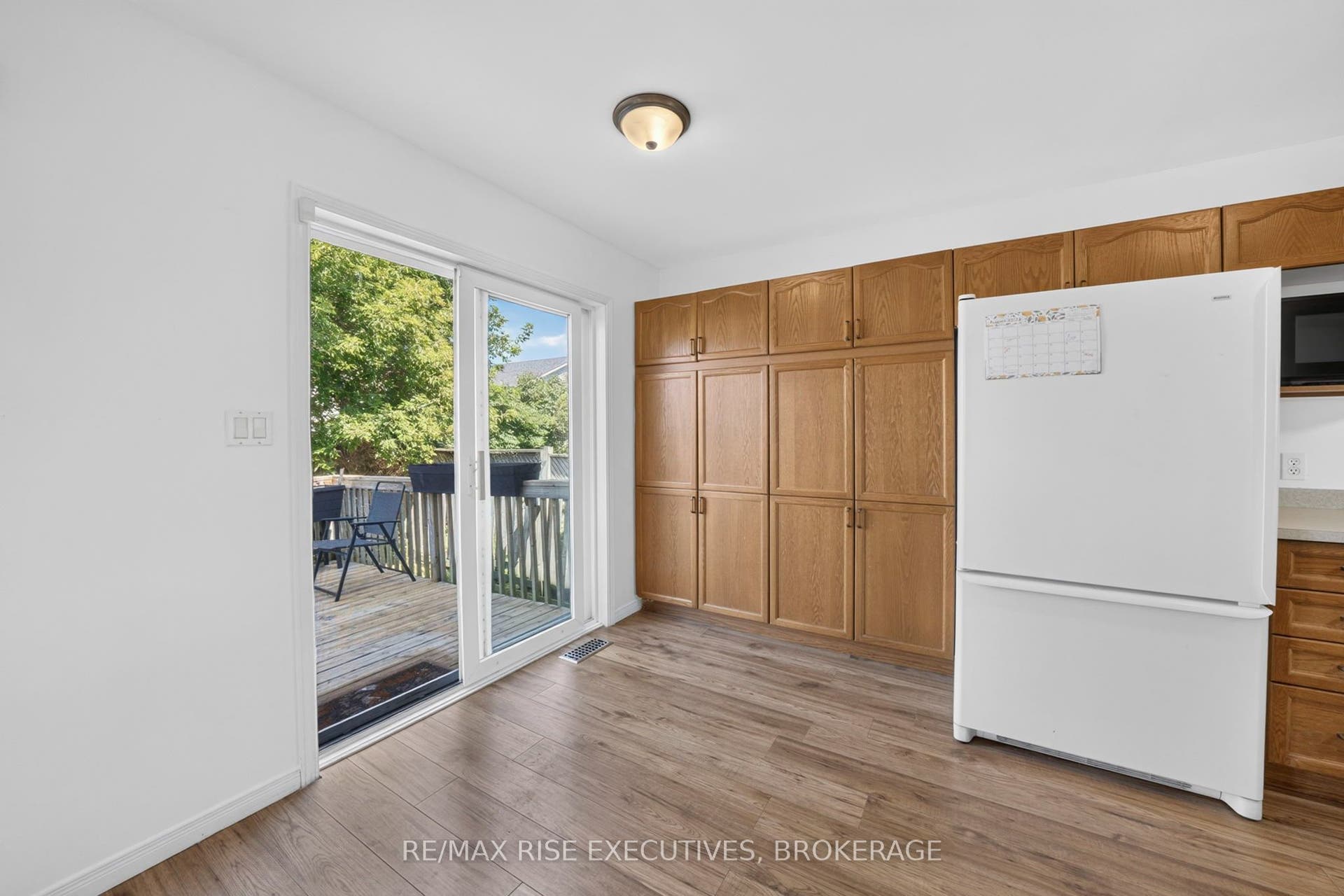 254 Ellesmeer Avenue, Kingston, Frontenac ON K7P 3C6