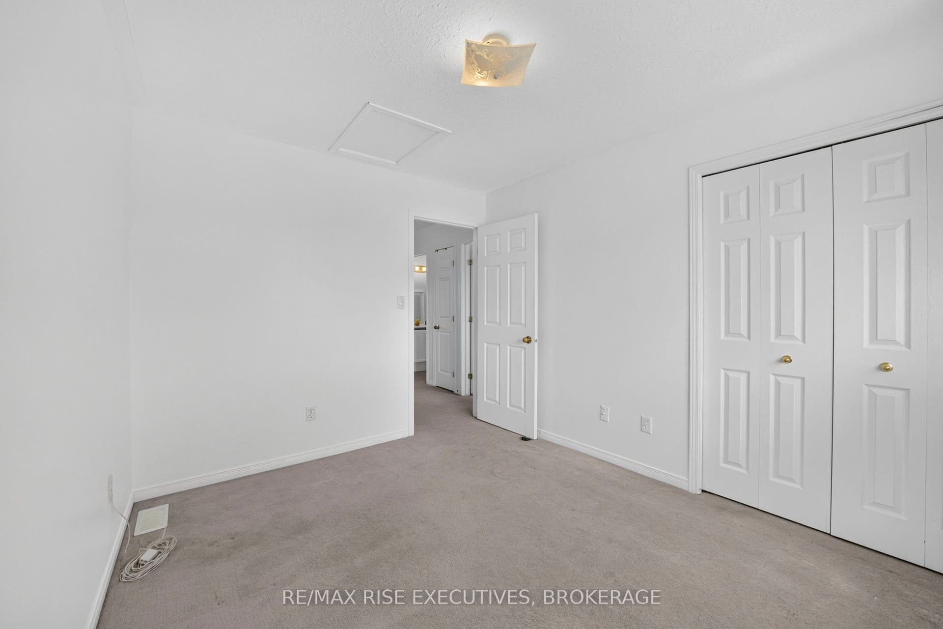 254 Ellesmeer Avenue, Kingston, Frontenac ON K7P 3C6