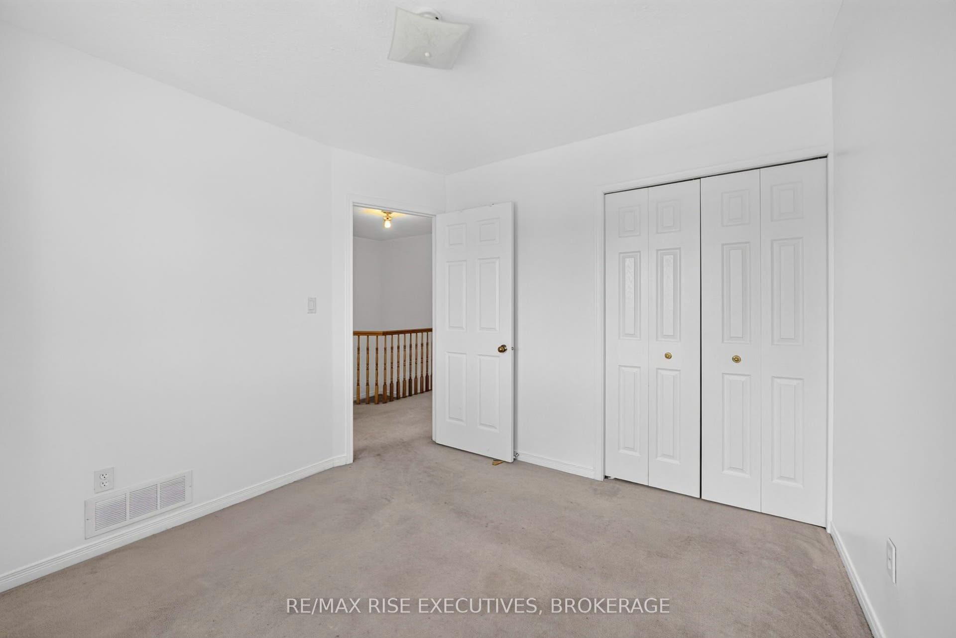 254 Ellesmeer Avenue, Kingston, Frontenac ON K7P 3C6