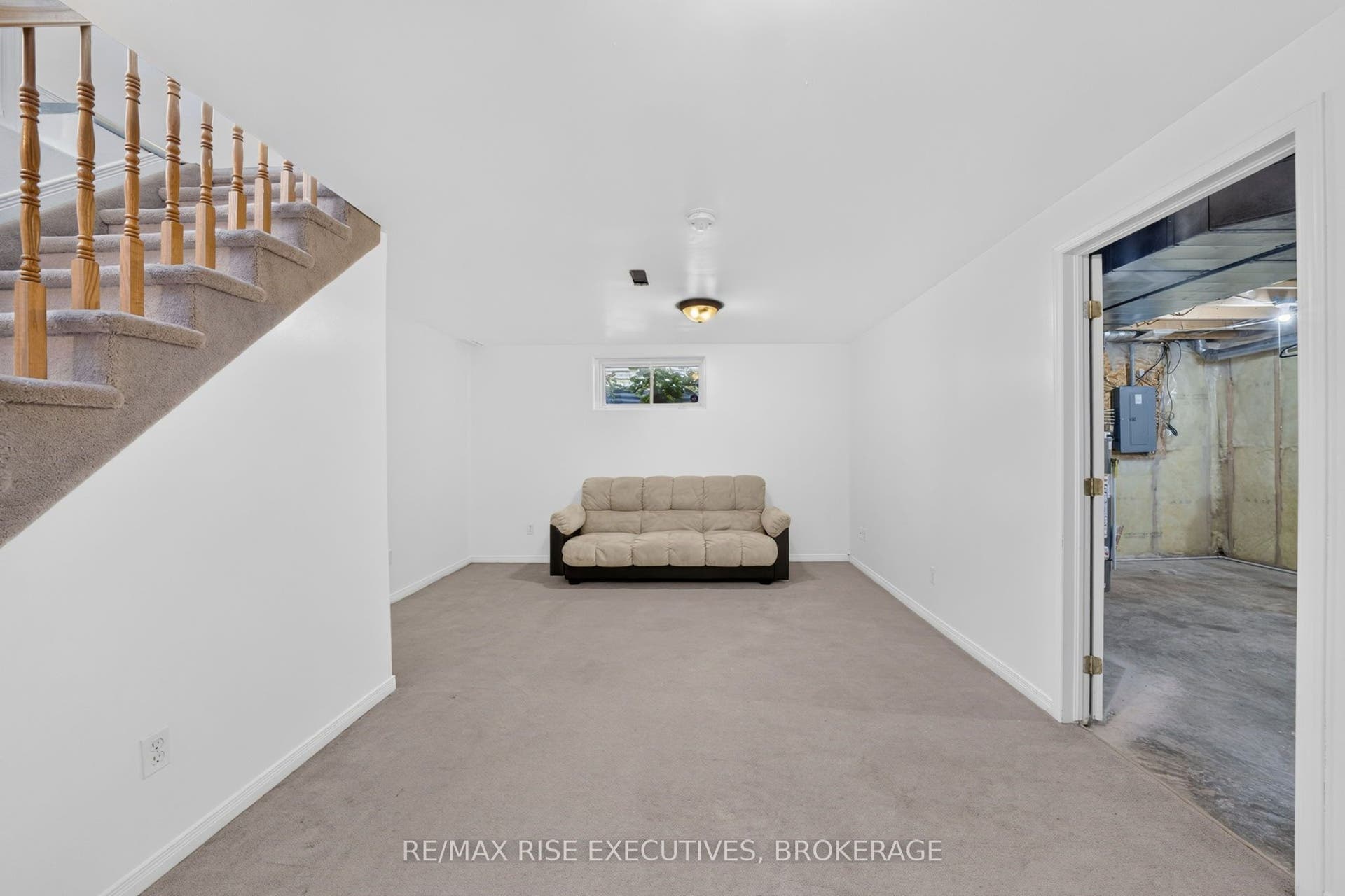 254 Ellesmeer Avenue, Kingston, Frontenac ON K7P 3C6