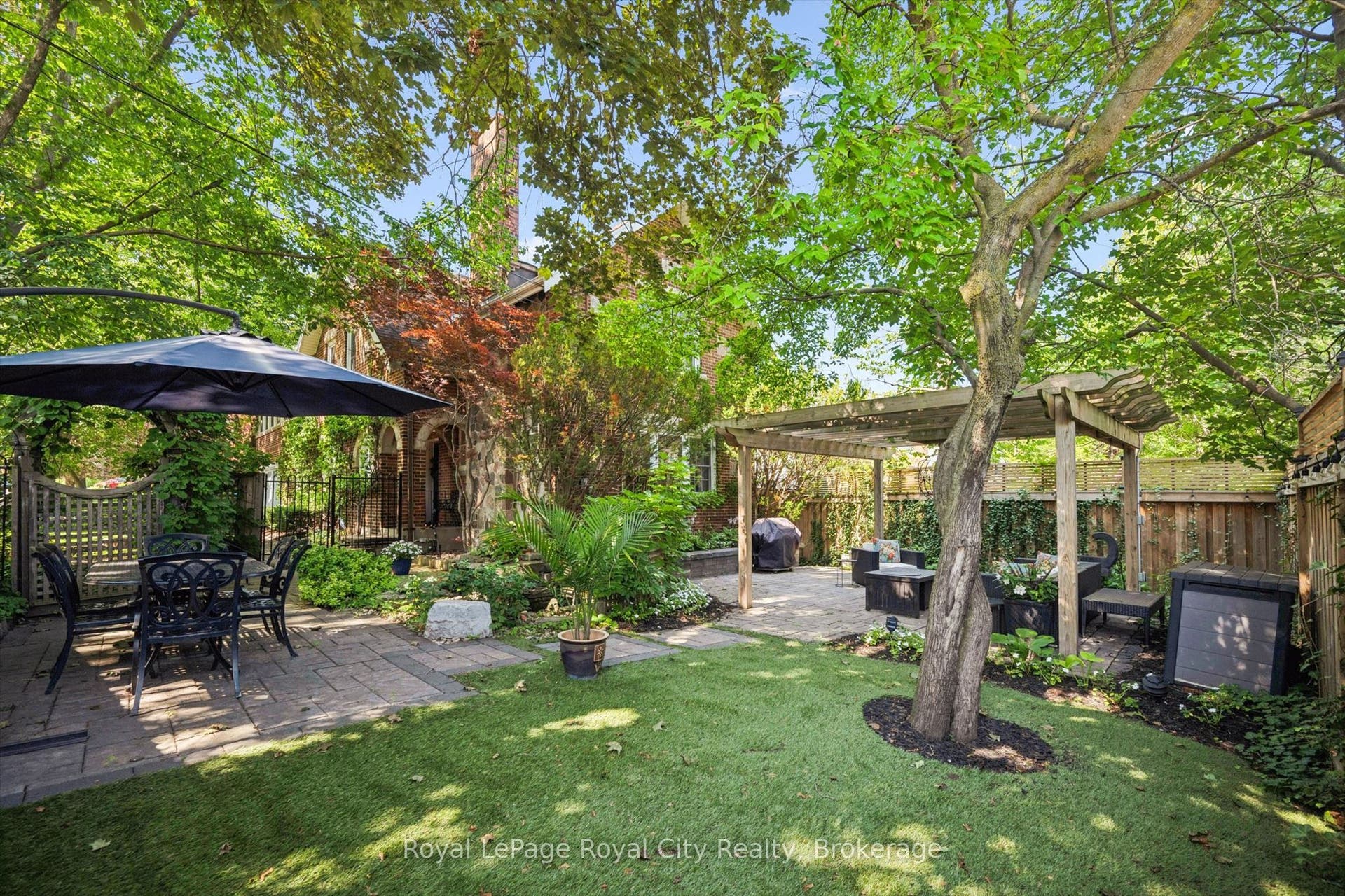 1 Barber Avenue, Guelph, Wellington ON N1H 5E6 1 Barber Avenue, Guelph, Wellington ON N1H 5E6