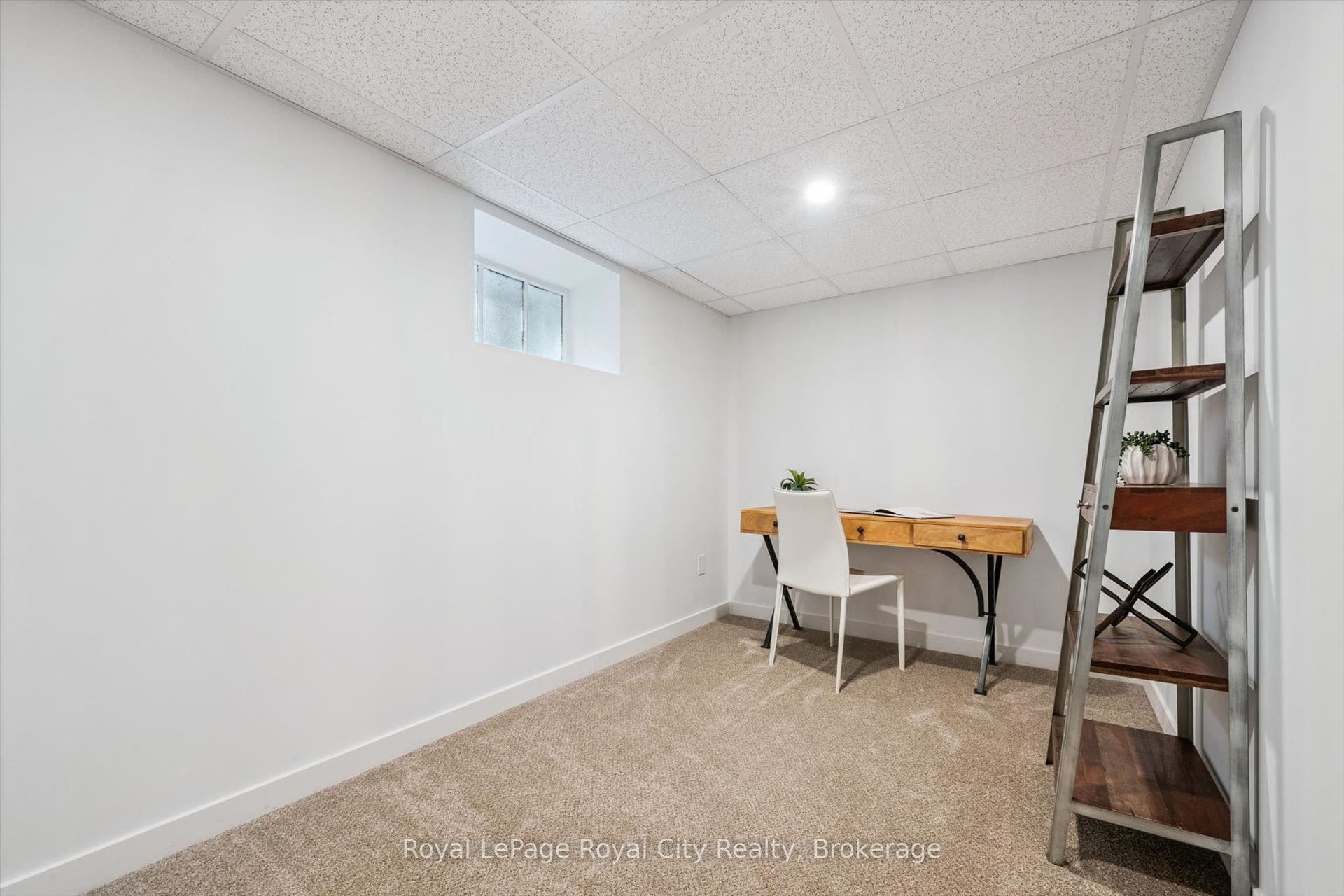 1 Barber Avenue, Guelph, Wellington ON N1H 5E6 1 Barber Avenue, Guelph, Wellington ON N1H 5E6