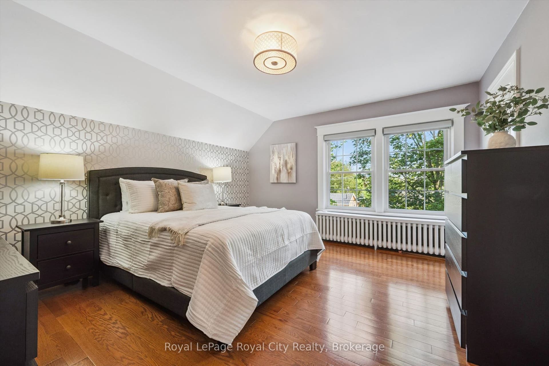 1 Barber Avenue, Guelph, Wellington ON N1H 5E6 1 Barber Avenue, Guelph, Wellington ON N1H 5E6