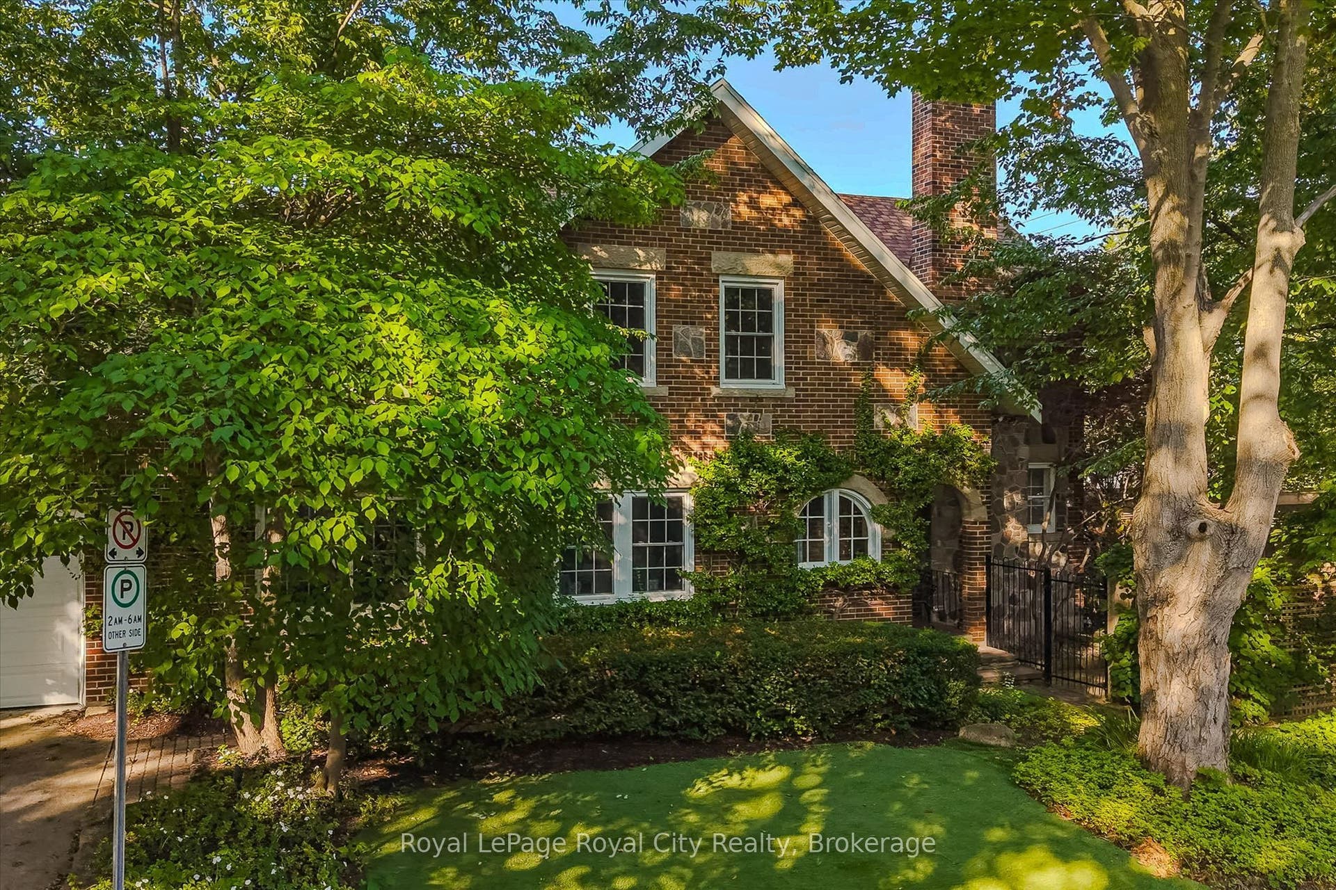1 Barber Avenue, Guelph, Wellington ON N1H 5E6 1 Barber Avenue, Guelph, Wellington ON N1H 5E6